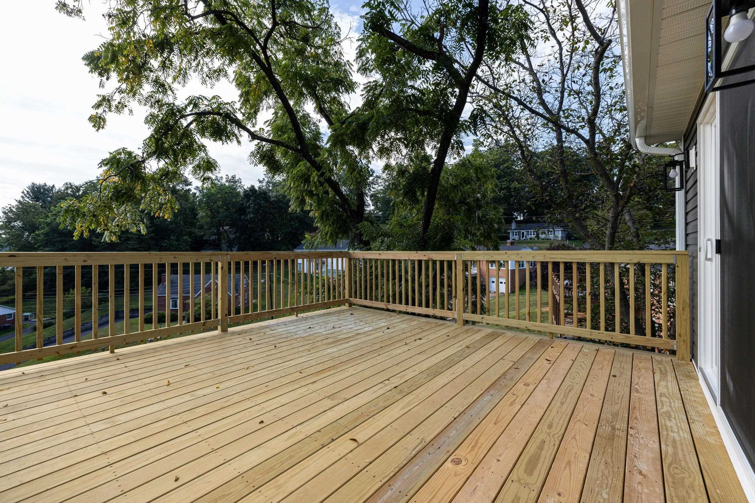 715 HILLCREST DR, STAUNTON, Virginia 24401, 5 Bedrooms Bedrooms, ,3 BathroomsBathrooms,Residential,715 HILLCREST DR,680895 MLS # 680895 715 HILLCREST DR, STAUNTON, Virginia 24401, 5 Bedrooms Bedrooms, ,3 BathroomsBathrooms,Residential,715 HILLCREST DR,680895 MLS # 680895