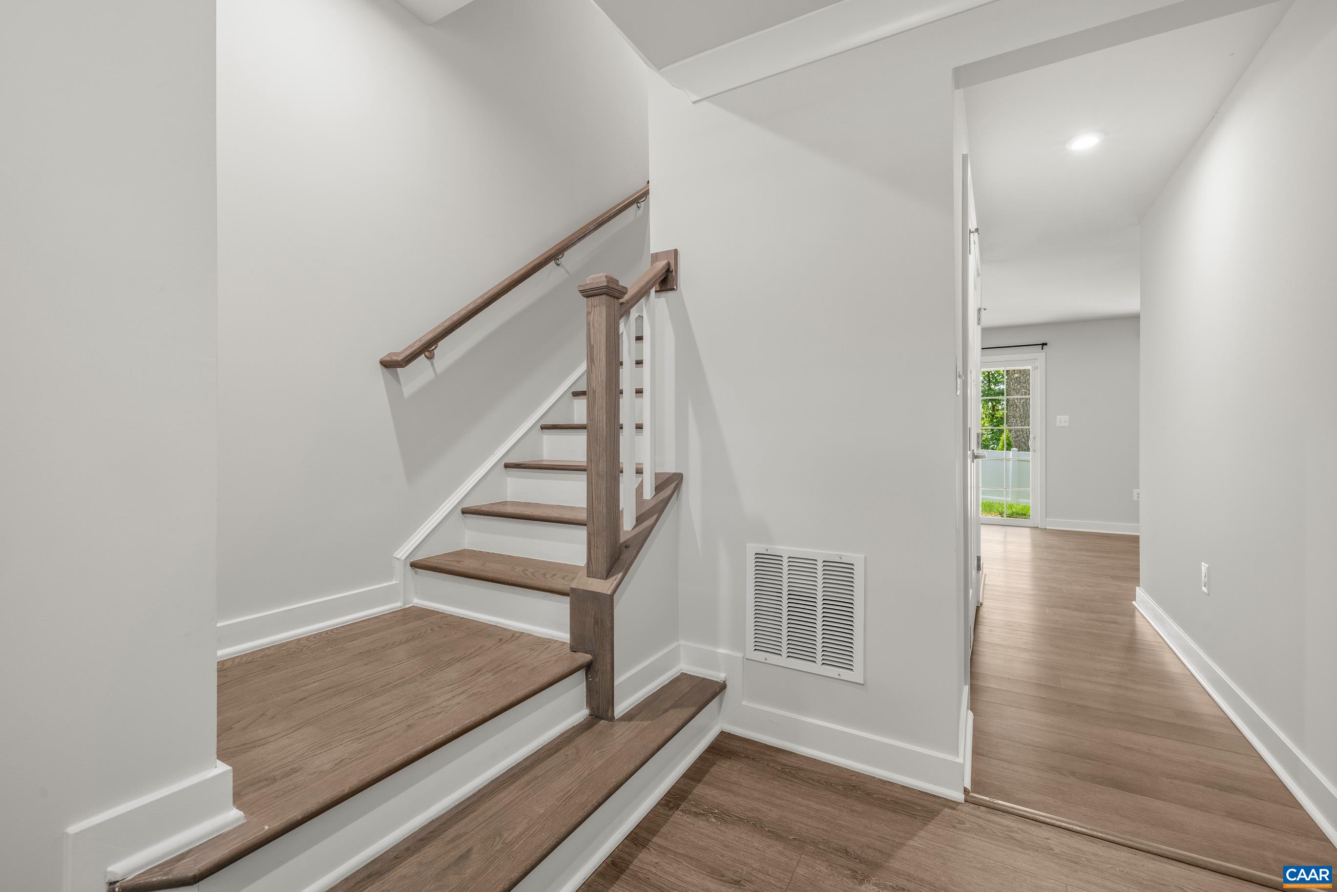 3233 ACADIA DR, CHARLOTTESVILLE, Virginia 22911, 3 Bedrooms Bedrooms, ,2 BathroomsBathrooms,Residential,3233 ACADIA DR,681462 MLS # 681462 3233 ACADIA DR, CHARLOTTESVILLE, Virginia 22911, 3 Bedrooms Bedrooms, ,2 BathroomsBathrooms,Residential,3233 ACADIA DR,681462 MLS # 681462