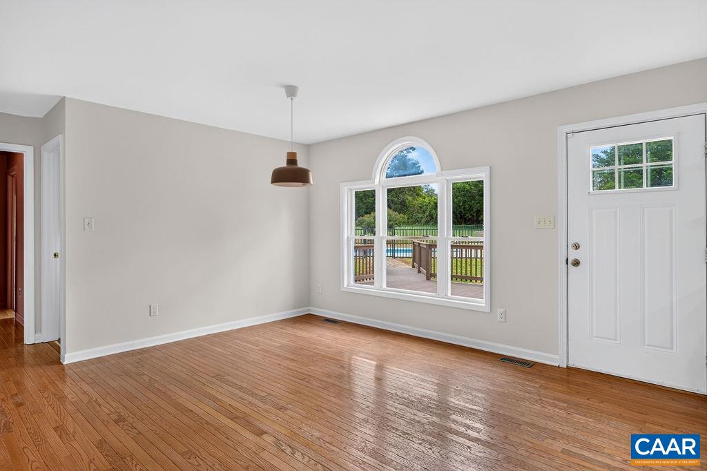 812 STEVENS COVE RD, LOVINGSTON, Virginia 22949, 3 Bedrooms Bedrooms, ,2 BathroomsBathrooms,Residential,812 STEVENS COVE RD,681520 MLS # 681520 812 STEVENS COVE RD, LOVINGSTON, Virginia 22949, 3 Bedrooms Bedrooms, ,2 BathroomsBathrooms,Residential,812 STEVENS COVE RD,681520 MLS # 681520