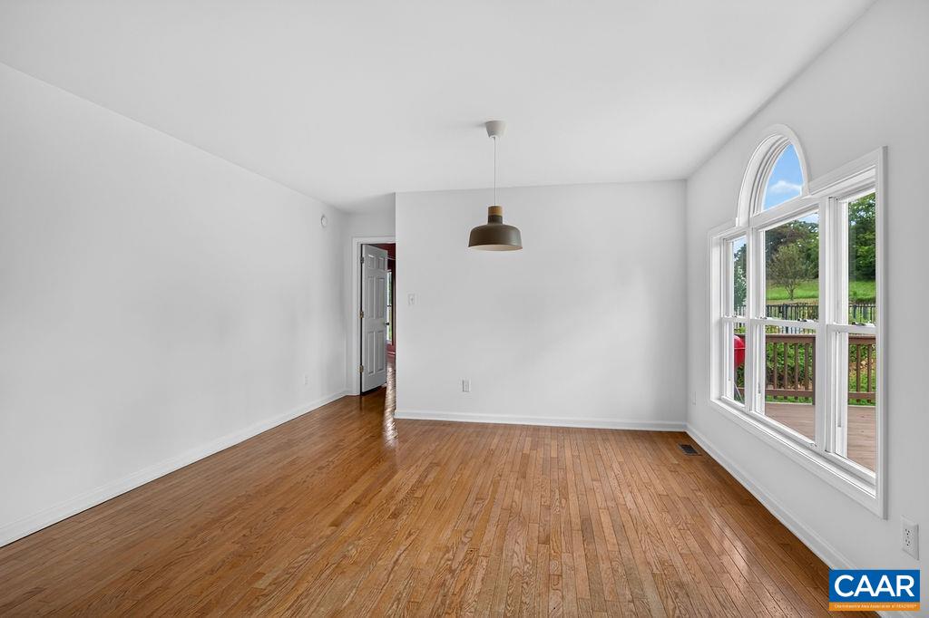 812 STEVENS COVE RD, LOVINGSTON, Virginia 22949, 3 Bedrooms Bedrooms, ,2 BathroomsBathrooms,Residential,812 STEVENS COVE RD,681520 MLS # 681520 812 STEVENS COVE RD, LOVINGSTON, Virginia 22949, 3 Bedrooms Bedrooms, ,2 BathroomsBathrooms,Residential,812 STEVENS COVE RD,681520 MLS # 681520