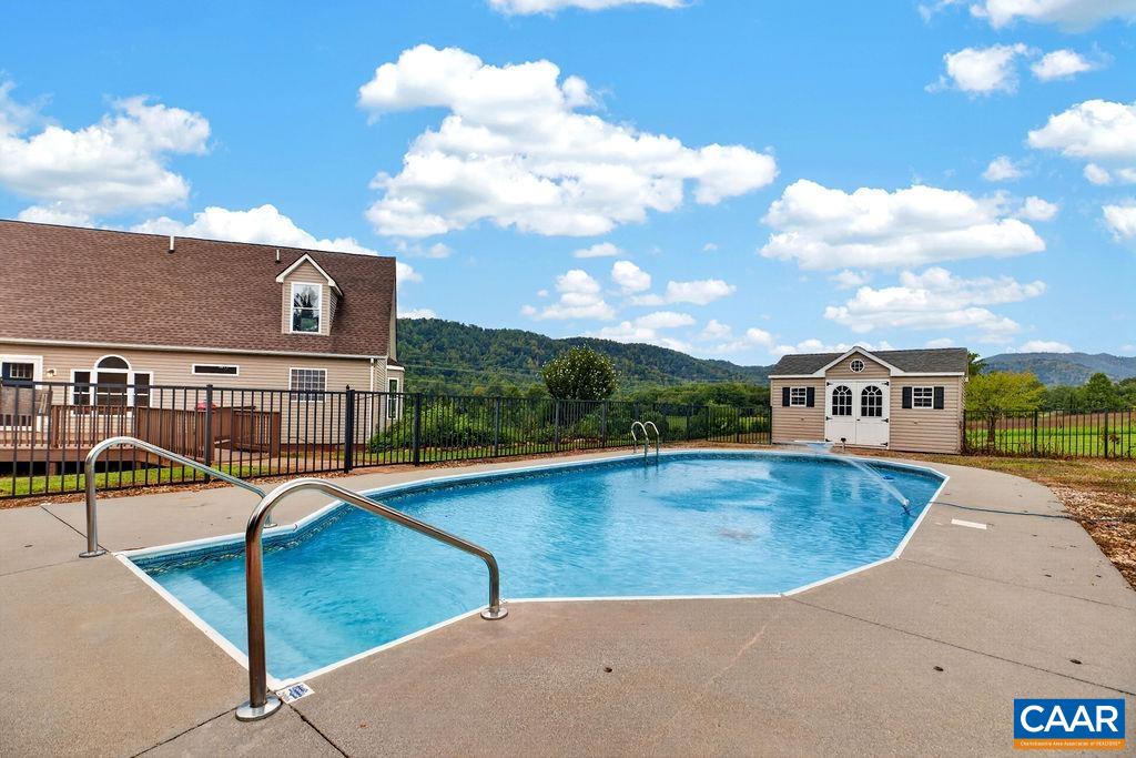 812 STEVENS COVE RD, LOVINGSTON, Virginia 22949, 3 Bedrooms Bedrooms, ,2 BathroomsBathrooms,Residential,812 STEVENS COVE RD,681520 MLS # 681520 812 STEVENS COVE RD, LOVINGSTON, Virginia 22949, 3 Bedrooms Bedrooms, ,2 BathroomsBathrooms,Residential,812 STEVENS COVE RD,681520 MLS # 681520