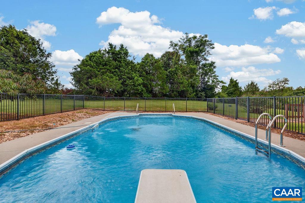 812 STEVENS COVE RD, LOVINGSTON, Virginia 22949, 3 Bedrooms Bedrooms, ,2 BathroomsBathrooms,Residential,812 STEVENS COVE RD,681520 MLS # 681520 812 STEVENS COVE RD, LOVINGSTON, Virginia 22949, 3 Bedrooms Bedrooms, ,2 BathroomsBathrooms,Residential,812 STEVENS COVE RD,681520 MLS # 681520