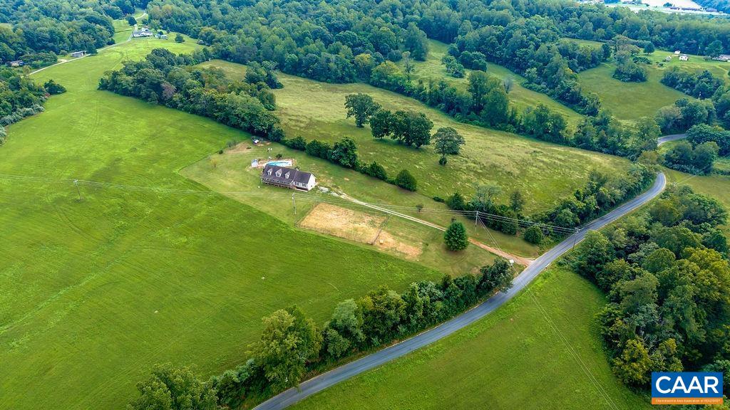 812 STEVENS COVE RD, LOVINGSTON, Virginia 22949, 3 Bedrooms Bedrooms, ,2 BathroomsBathrooms,Residential,812 STEVENS COVE RD,681520 MLS # 681520 812 STEVENS COVE RD, LOVINGSTON, Virginia 22949, 3 Bedrooms Bedrooms, ,2 BathroomsBathrooms,Residential,812 STEVENS COVE RD,681520 MLS # 681520