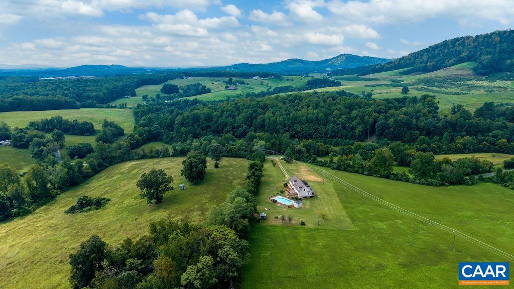 812 STEVENS COVE RD, LOVINGSTON, Virginia 22949, 3 Bedrooms Bedrooms, ,2 BathroomsBathrooms,Residential,812 STEVENS COVE RD,681520 MLS # 681520 812 STEVENS COVE RD, LOVINGSTON, Virginia 22949, 3 Bedrooms Bedrooms, ,2 BathroomsBathrooms,Residential,812 STEVENS COVE RD,681520 MLS # 681520