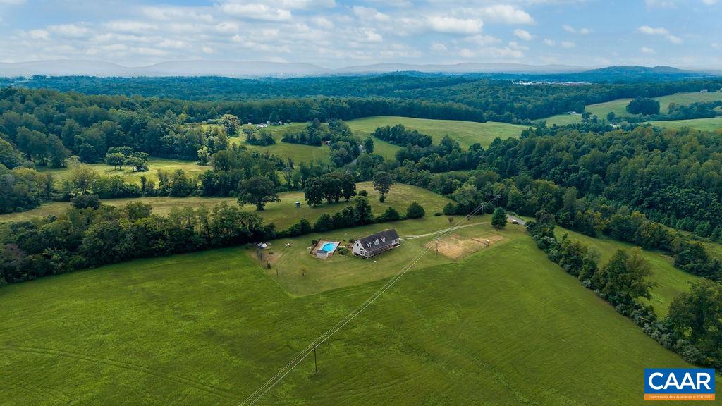 812 STEVENS COVE RD, LOVINGSTON, Virginia 22949, 3 Bedrooms Bedrooms, ,2 BathroomsBathrooms,Residential,812 STEVENS COVE RD,681520 MLS # 681520 812 STEVENS COVE RD, LOVINGSTON, Virginia 22949, 3 Bedrooms Bedrooms, ,2 BathroomsBathrooms,Residential,812 STEVENS COVE RD,681520 MLS # 681520