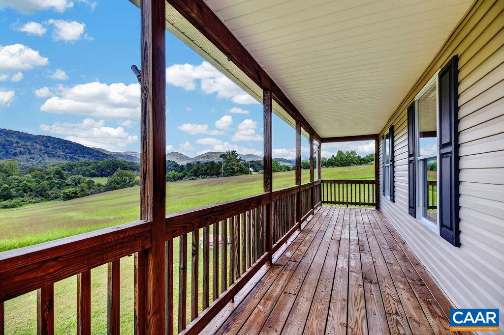 812 STEVENS COVE RD, LOVINGSTON, Virginia 22949, 3 Bedrooms Bedrooms, ,2 BathroomsBathrooms,Residential,812 STEVENS COVE RD,681520 MLS # 681520 812 STEVENS COVE RD, LOVINGSTON, Virginia 22949, 3 Bedrooms Bedrooms, ,2 BathroomsBathrooms,Residential,812 STEVENS COVE RD,681520 MLS # 681520