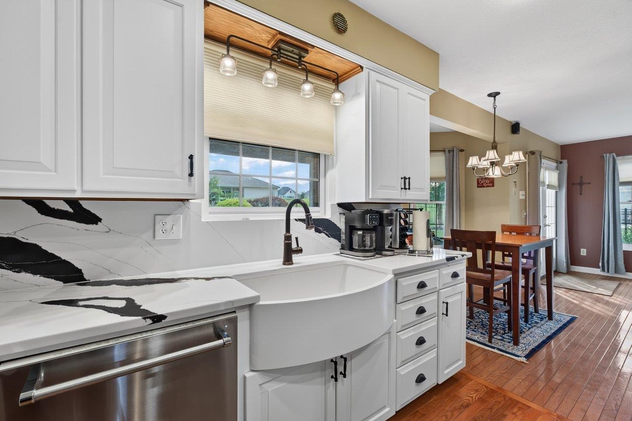 380 CONFEDERACY DR, PENN LAIRD, Virginia 22846, 4 Bedrooms Bedrooms, ,2 BathroomsBathrooms,Residential,380 CONFEDERACY DR,681522 MLS # 681522 380 CONFEDERACY DR, PENN LAIRD, Virginia 22846, 4 Bedrooms Bedrooms, ,2 BathroomsBathrooms,Residential,380 CONFEDERACY DR,681522 MLS # 681522