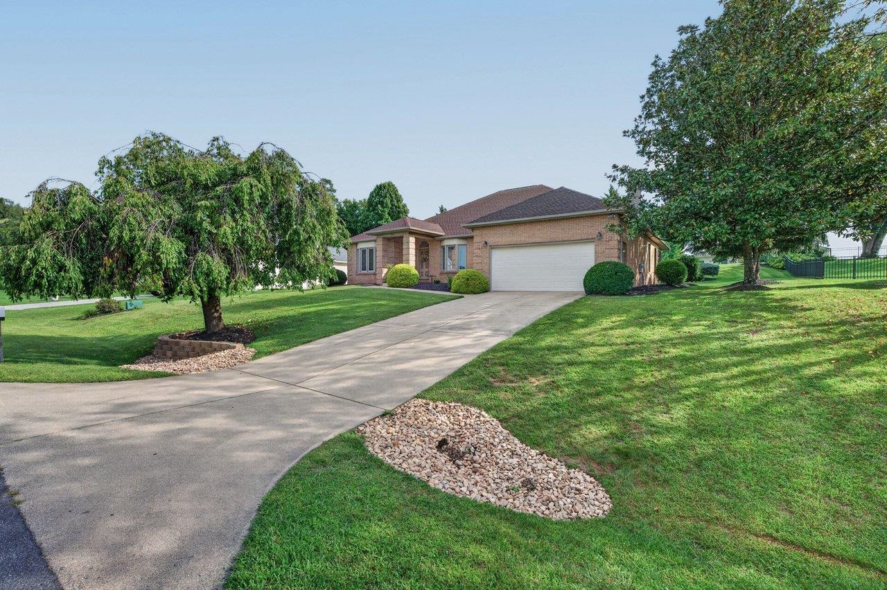 380 CONFEDERACY DR, PENN LAIRD, Virginia 22846, 4 Bedrooms Bedrooms, ,2 BathroomsBathrooms,Residential,380 CONFEDERACY DR,681522 MLS # 681522 380 CONFEDERACY DR, PENN LAIRD, Virginia 22846, 4 Bedrooms Bedrooms, ,2 BathroomsBathrooms,Residential,380 CONFEDERACY DR,681522 MLS # 681522