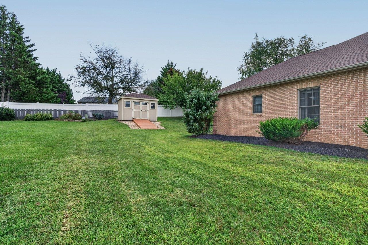 380 CONFEDERACY DR, PENN LAIRD, Virginia 22846, 4 Bedrooms Bedrooms, ,2 BathroomsBathrooms,Residential,380 CONFEDERACY DR,681522 MLS # 681522 380 CONFEDERACY DR, PENN LAIRD, Virginia 22846, 4 Bedrooms Bedrooms, ,2 BathroomsBathrooms,Residential,380 CONFEDERACY DR,681522 MLS # 681522
