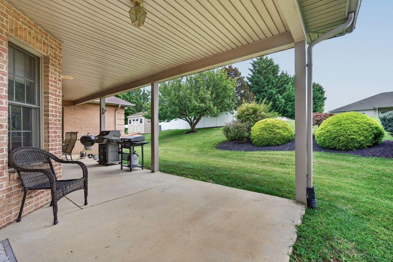 380 CONFEDERACY DR, PENN LAIRD, Virginia 22846, 4 Bedrooms Bedrooms, ,2 BathroomsBathrooms,Residential,380 CONFEDERACY DR,681522 MLS # 681522 380 CONFEDERACY DR, PENN LAIRD, Virginia 22846, 4 Bedrooms Bedrooms, ,2 BathroomsBathrooms,Residential,380 CONFEDERACY DR,681522 MLS # 681522