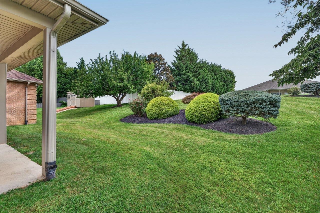 380 CONFEDERACY DR, PENN LAIRD, Virginia 22846, 4 Bedrooms Bedrooms, ,2 BathroomsBathrooms,Residential,380 CONFEDERACY DR,681522 MLS # 681522 380 CONFEDERACY DR, PENN LAIRD, Virginia 22846, 4 Bedrooms Bedrooms, ,2 BathroomsBathrooms,Residential,380 CONFEDERACY DR,681522 MLS # 681522