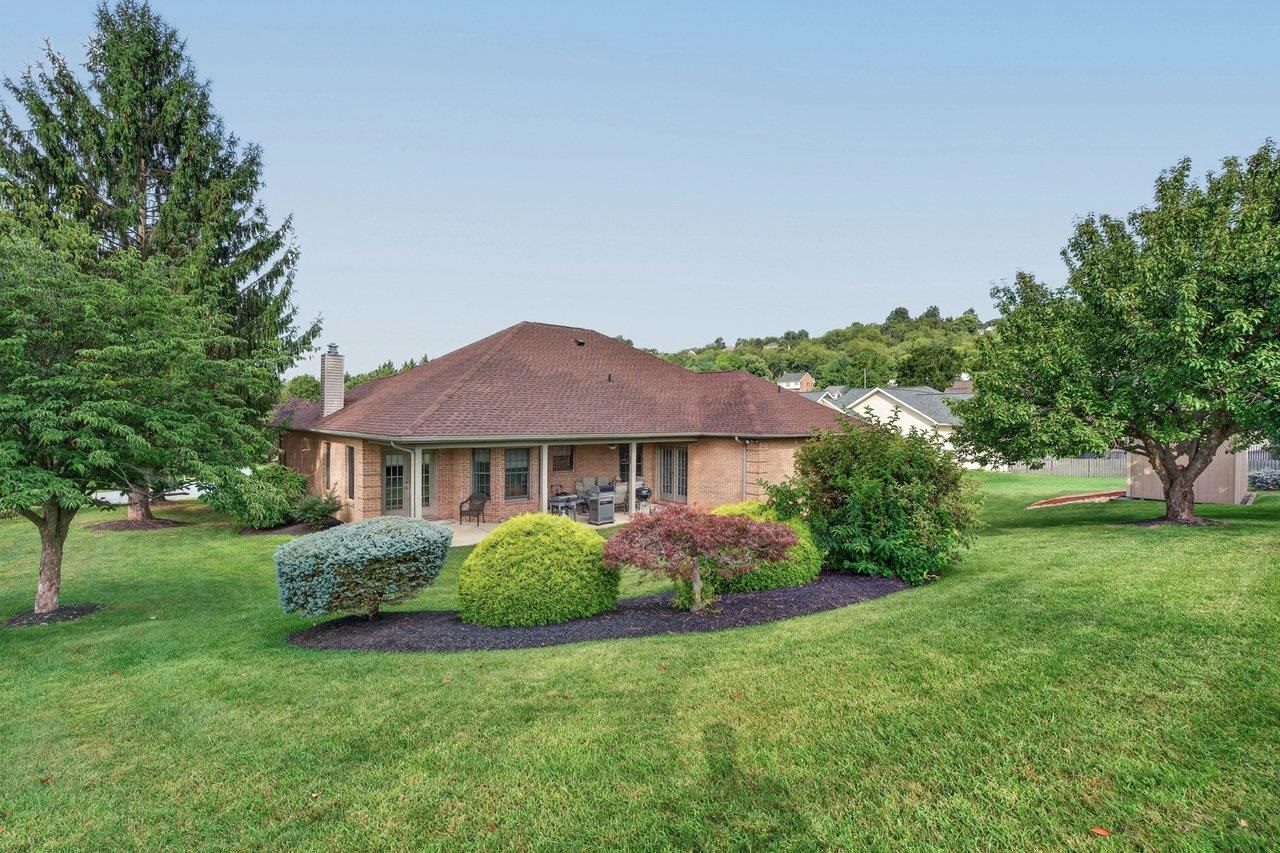 380 CONFEDERACY DR, PENN LAIRD, Virginia 22846, 4 Bedrooms Bedrooms, ,2 BathroomsBathrooms,Residential,380 CONFEDERACY DR,681522 MLS # 681522 380 CONFEDERACY DR, PENN LAIRD, Virginia 22846, 4 Bedrooms Bedrooms, ,2 BathroomsBathrooms,Residential,380 CONFEDERACY DR,681522 MLS # 681522