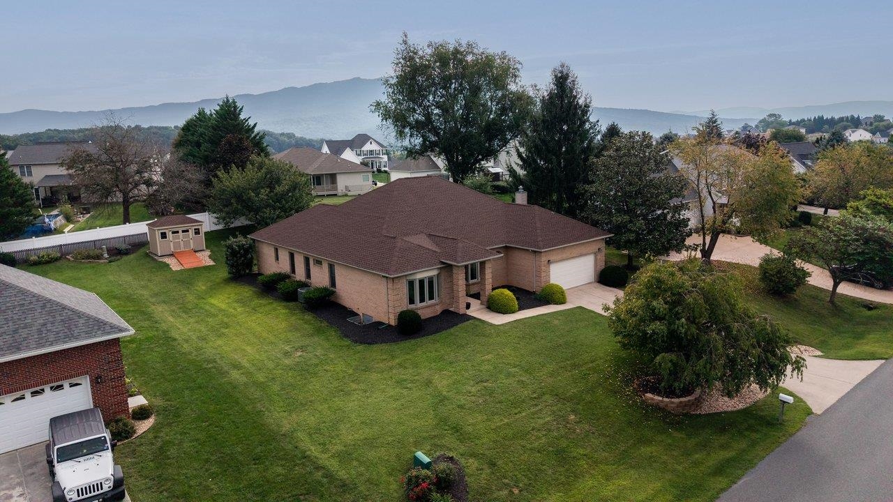 380 CONFEDERACY DR, PENN LAIRD, Virginia 22846, 4 Bedrooms Bedrooms, ,2 BathroomsBathrooms,Residential,380 CONFEDERACY DR,681522 MLS # 681522 380 CONFEDERACY DR, PENN LAIRD, Virginia 22846, 4 Bedrooms Bedrooms, ,2 BathroomsBathrooms,Residential,380 CONFEDERACY DR,681522 MLS # 681522