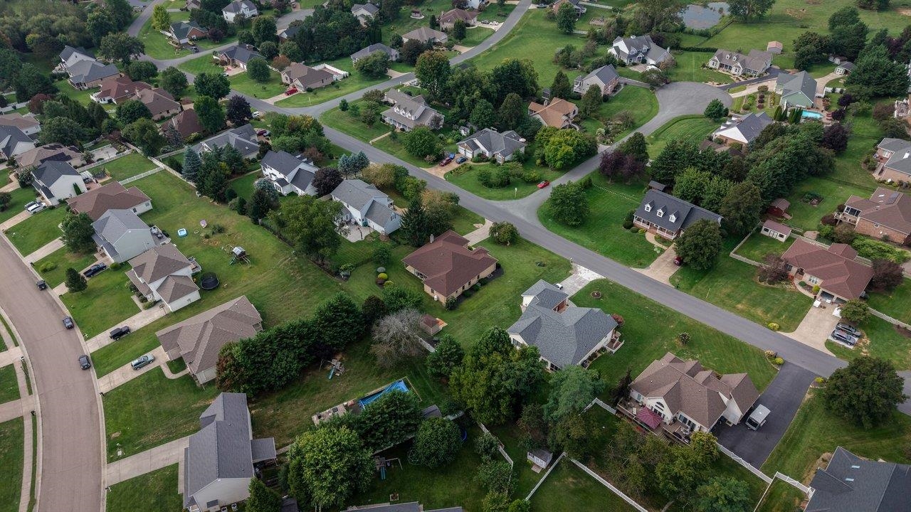 380 CONFEDERACY DR, PENN LAIRD, Virginia 22846, 4 Bedrooms Bedrooms, ,2 BathroomsBathrooms,Residential,380 CONFEDERACY DR,681522 MLS # 681522 380 CONFEDERACY DR, PENN LAIRD, Virginia 22846, 4 Bedrooms Bedrooms, ,2 BathroomsBathrooms,Residential,380 CONFEDERACY DR,681522 MLS # 681522