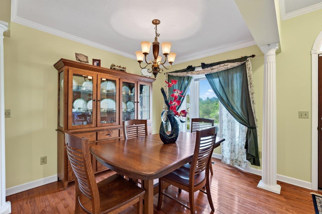 380 CONFEDERACY DR, PENN LAIRD, Virginia 22846, 4 Bedrooms Bedrooms, ,2 BathroomsBathrooms,Residential,380 CONFEDERACY DR,681522 MLS # 681522 380 CONFEDERACY DR, PENN LAIRD, Virginia 22846, 4 Bedrooms Bedrooms, ,2 BathroomsBathrooms,Residential,380 CONFEDERACY DR,681522 MLS # 681522