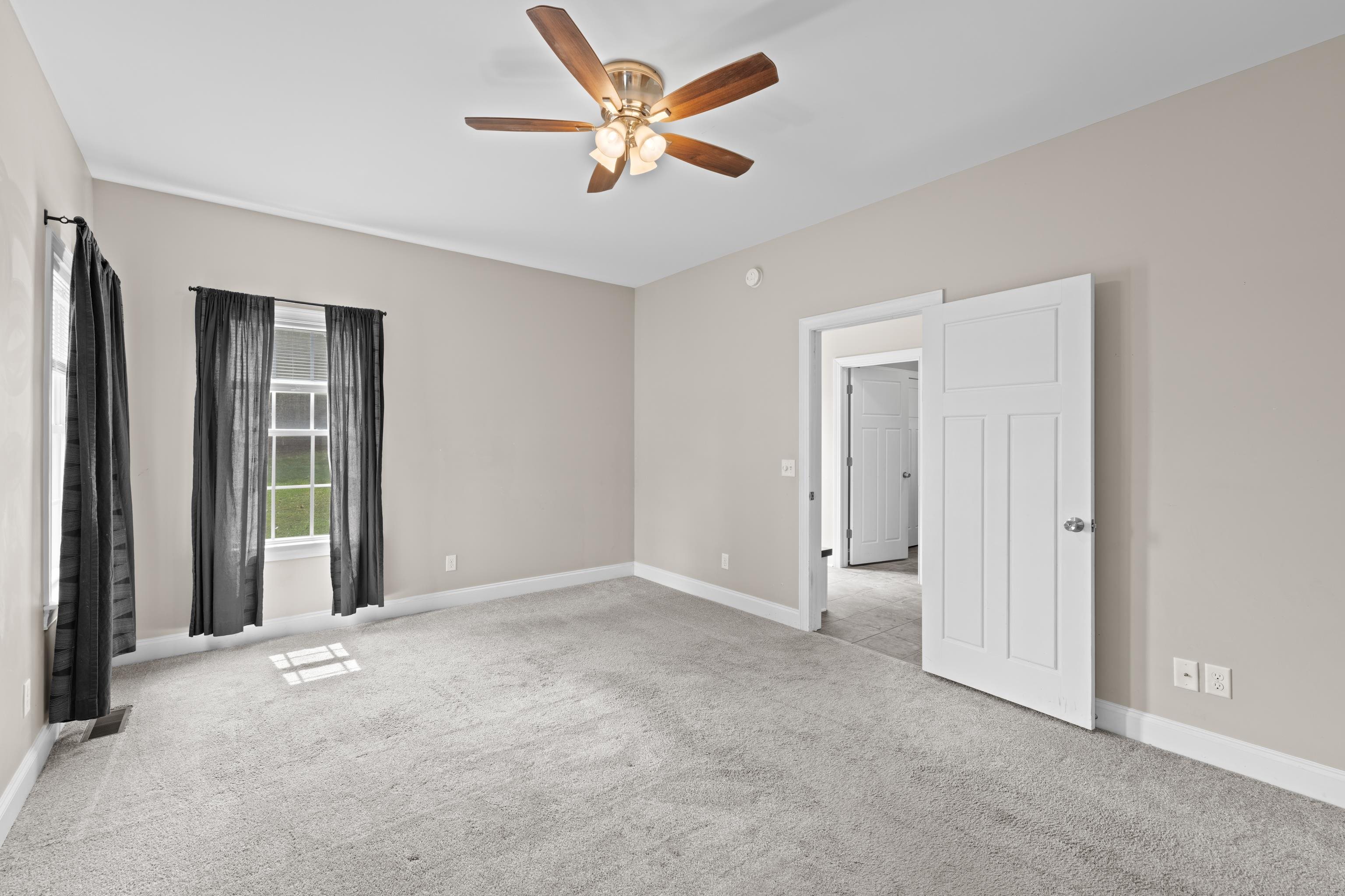 381 MILL ST, DAYTON, Virginia 22821, 3 Bedrooms Bedrooms, ,2 BathroomsBathrooms,Residential,Dayton Charmer,381 MILL ST,681523 MLS # 681523 381 MILL ST, DAYTON, Virginia 22821, 3 Bedrooms Bedrooms, ,2 BathroomsBathrooms,Residential,Dayton Charmer,381 MILL ST,681523 MLS # 681523