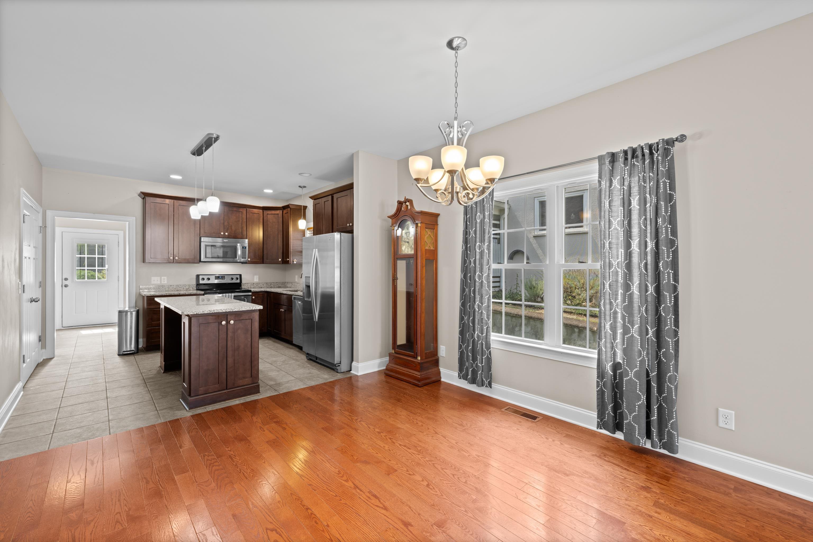 381 MILL ST, DAYTON, Virginia 22821, 3 Bedrooms Bedrooms, ,2 BathroomsBathrooms,Residential,Dayton Charmer,381 MILL ST,681523 MLS # 681523 381 MILL ST, DAYTON, Virginia 22821, 3 Bedrooms Bedrooms, ,2 BathroomsBathrooms,Residential,Dayton Charmer,381 MILL ST,681523 MLS # 681523