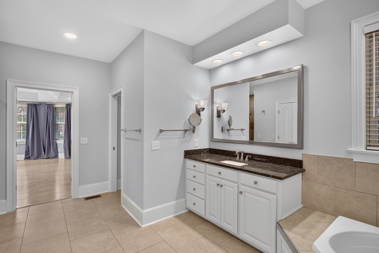 3874 TRAVELER RD, ROCKINGHAM, Virginia 22801, 6 Bedrooms Bedrooms, ,5 BathroomsBathrooms,Residential,3874 TRAVELER RD,681524 MLS # 681524 3874 TRAVELER RD, ROCKINGHAM, Virginia 22801, 6 Bedrooms Bedrooms, ,5 BathroomsBathrooms,Residential,3874 TRAVELER RD,681524 MLS # 681524
