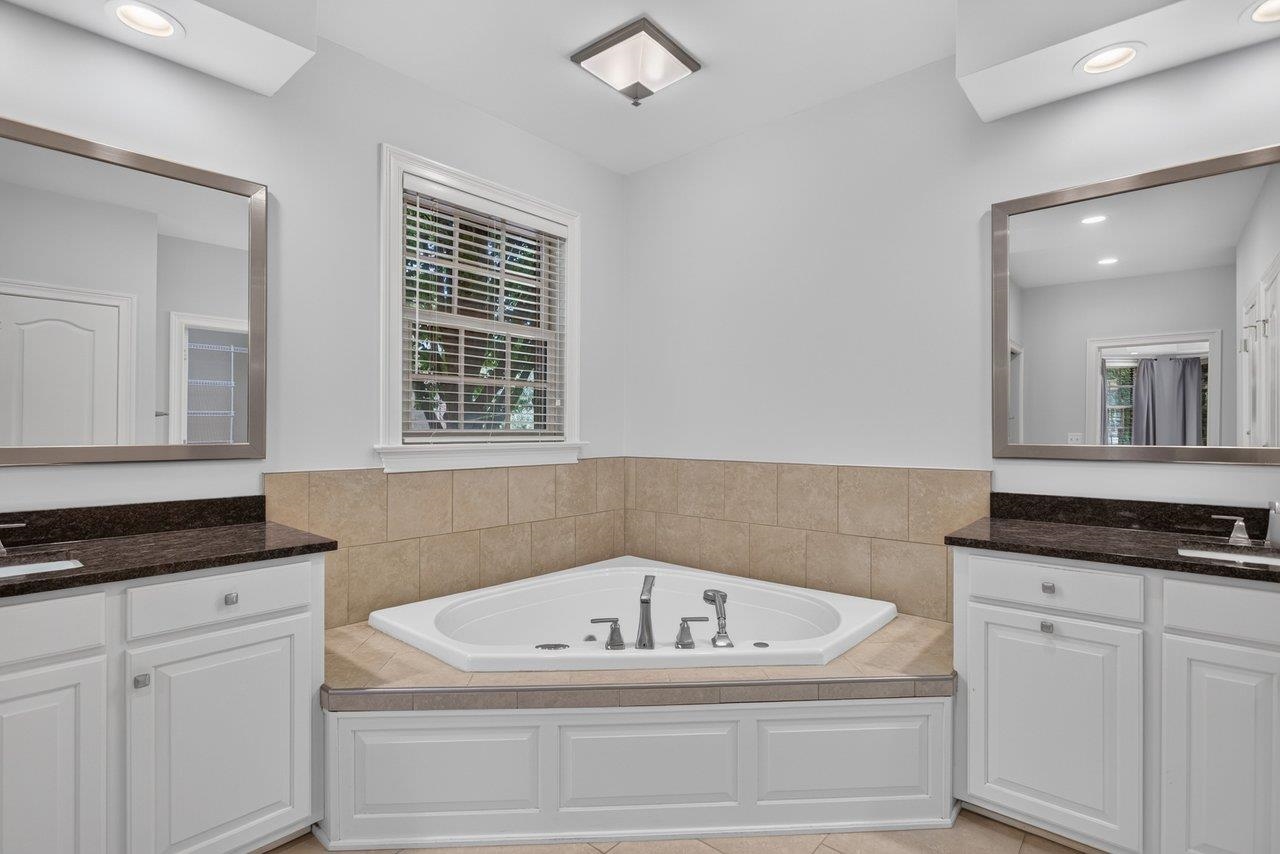 3874 TRAVELER RD, ROCKINGHAM, Virginia 22801, 6 Bedrooms Bedrooms, ,5 BathroomsBathrooms,Residential,3874 TRAVELER RD,681524 MLS # 681524 3874 TRAVELER RD, ROCKINGHAM, Virginia 22801, 6 Bedrooms Bedrooms, ,5 BathroomsBathrooms,Residential,3874 TRAVELER RD,681524 MLS # 681524