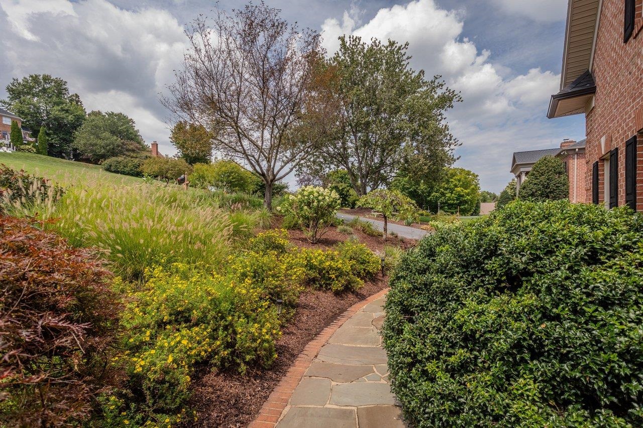 3874 TRAVELER RD, ROCKINGHAM, Virginia 22801, 6 Bedrooms Bedrooms, ,5 BathroomsBathrooms,Residential,3874 TRAVELER RD,681524 MLS # 681524 3874 TRAVELER RD, ROCKINGHAM, Virginia 22801, 6 Bedrooms Bedrooms, ,5 BathroomsBathrooms,Residential,3874 TRAVELER RD,681524 MLS # 681524