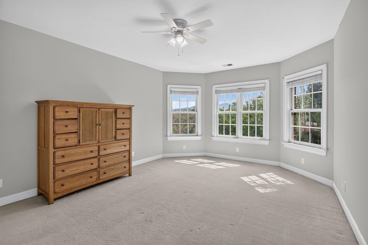 3874 TRAVELER RD, ROCKINGHAM, Virginia 22801, 6 Bedrooms Bedrooms, ,5 BathroomsBathrooms,Residential,3874 TRAVELER RD,681524 MLS # 681524 3874 TRAVELER RD, ROCKINGHAM, Virginia 22801, 6 Bedrooms Bedrooms, ,5 BathroomsBathrooms,Residential,3874 TRAVELER RD,681524 MLS # 681524