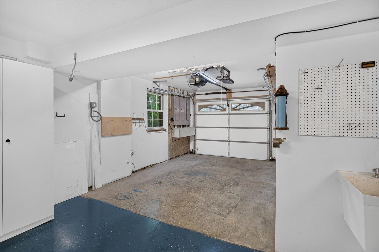 3874 TRAVELER RD, ROCKINGHAM, Virginia 22801, 6 Bedrooms Bedrooms, ,5 BathroomsBathrooms,Residential,3874 TRAVELER RD,681524 MLS # 681524 3874 TRAVELER RD, ROCKINGHAM, Virginia 22801, 6 Bedrooms Bedrooms, ,5 BathroomsBathrooms,Residential,3874 TRAVELER RD,681524 MLS # 681524