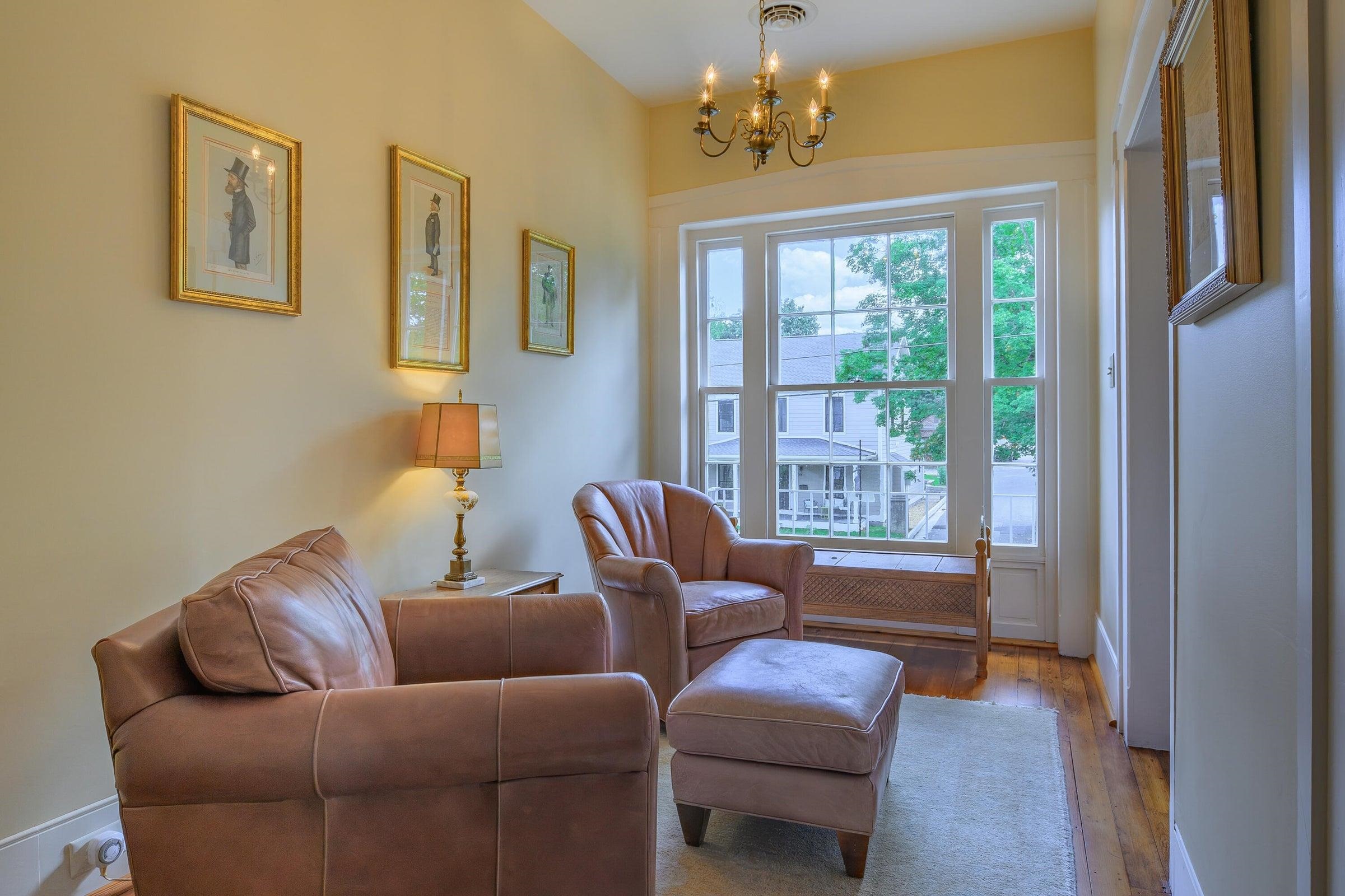 321 S MAIN ST, LEXINGTON, Virginia 24450, 3 Bedrooms Bedrooms, ,2 BathroomsBathrooms,Residential,321 S. Main Street Lexington, VA 24450,321 S MAIN ST,681531 MLS # 681531 321 S MAIN ST, LEXINGTON, Virginia 24450, 3 Bedrooms Bedrooms, ,2 BathroomsBathrooms,Residential,321 S. Main Street Lexington, VA 24450,321 S MAIN ST,681531 MLS # 681531