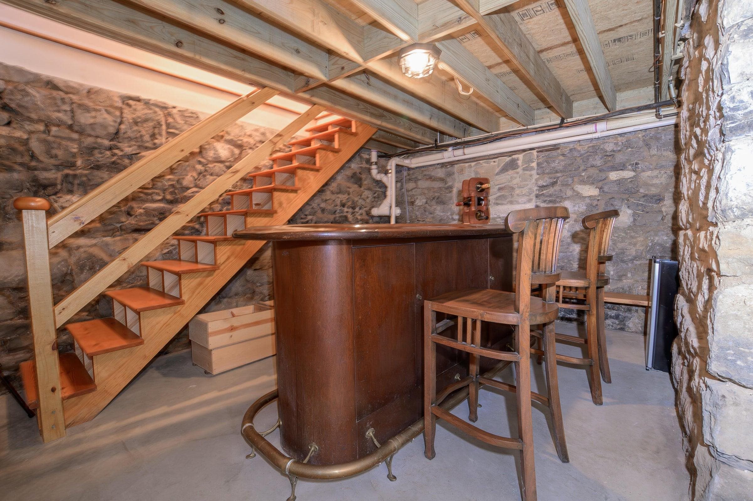 Remarkable wine cellar. Remarkable wine cellar.