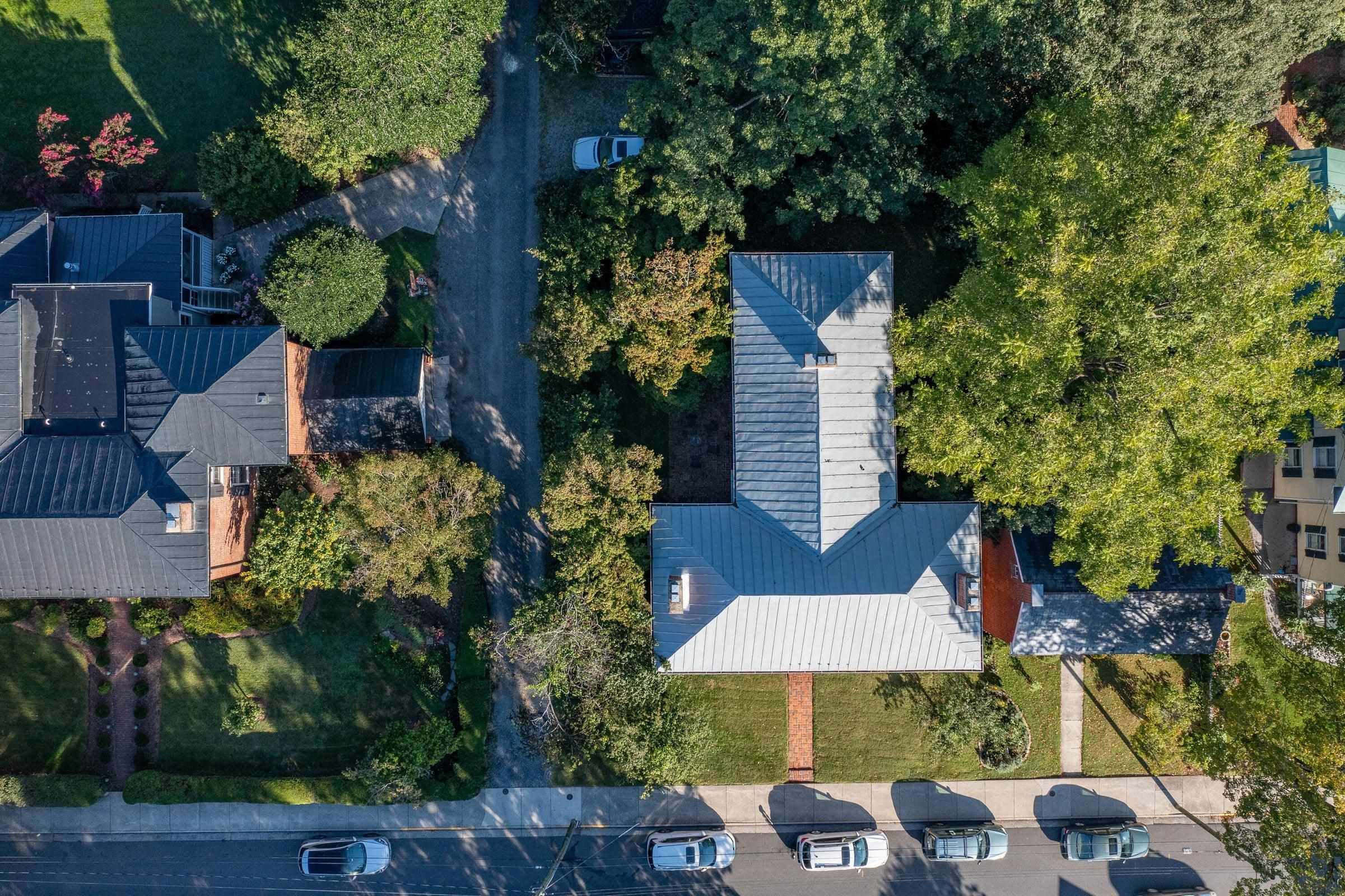 321 S MAIN ST, LEXINGTON, Virginia 24450, 3 Bedrooms Bedrooms, ,2 BathroomsBathrooms,Residential,321 S. Main Street Lexington, VA 24450,321 S MAIN ST,681531 MLS # 681531 321 S MAIN ST, LEXINGTON, Virginia 24450, 3 Bedrooms Bedrooms, ,2 BathroomsBathrooms,Residential,321 S. Main Street Lexington, VA 24450,321 S MAIN ST,681531 MLS # 681531