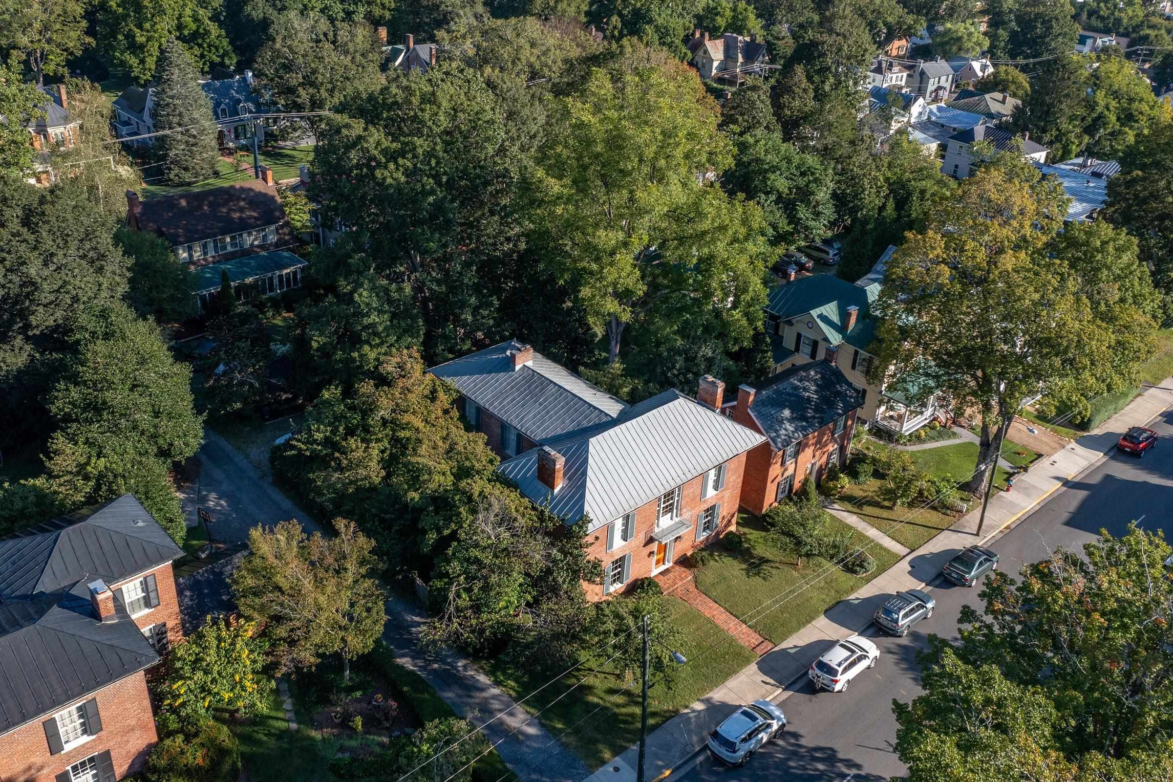 321 S MAIN ST, LEXINGTON, Virginia 24450, 3 Bedrooms Bedrooms, ,2 BathroomsBathrooms,Residential,321 S. Main Street Lexington, VA 24450,321 S MAIN ST,681531 MLS # 681531 321 S MAIN ST, LEXINGTON, Virginia 24450, 3 Bedrooms Bedrooms, ,2 BathroomsBathrooms,Residential,321 S. Main Street Lexington, VA 24450,321 S MAIN ST,681531 MLS # 681531