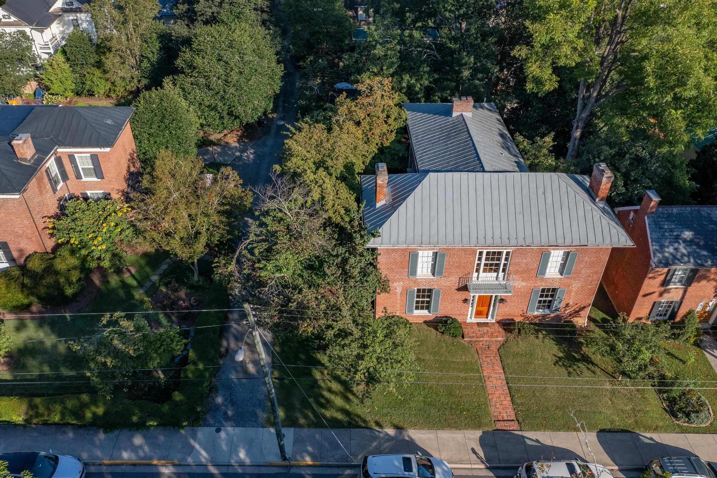 321 S MAIN ST, LEXINGTON, Virginia 24450, 3 Bedrooms Bedrooms, ,2 BathroomsBathrooms,Residential,321 S. Main Street Lexington, VA 24450,321 S MAIN ST,681531 MLS # 681531 321 S MAIN ST, LEXINGTON, Virginia 24450, 3 Bedrooms Bedrooms, ,2 BathroomsBathrooms,Residential,321 S. Main Street Lexington, VA 24450,321 S MAIN ST,681531 MLS # 681531
