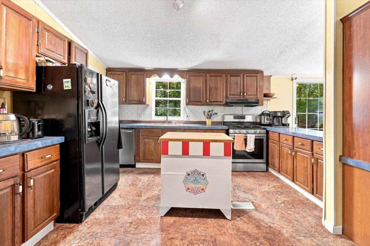 2160 MT TORREY RD, LYNDHURST, Virginia 22952, 3 Bedrooms Bedrooms, ,2 BathroomsBathrooms,Residential,2160 MT TORREY RD,681532 MLS # 681532