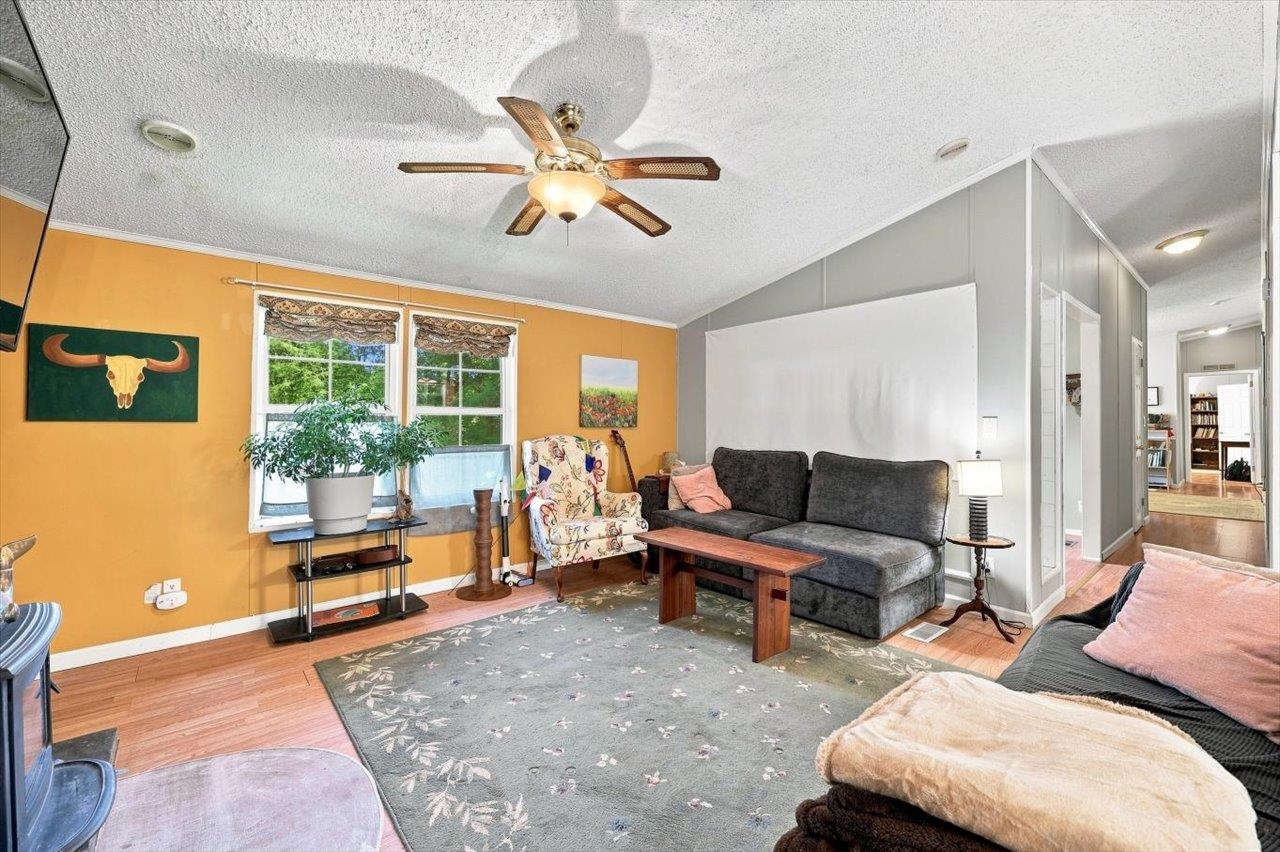 2160 MT TORREY RD, LYNDHURST, Virginia 22952, 3 Bedrooms Bedrooms, ,2 BathroomsBathrooms,Residential,2160 MT TORREY RD,681532 MLS # 681532