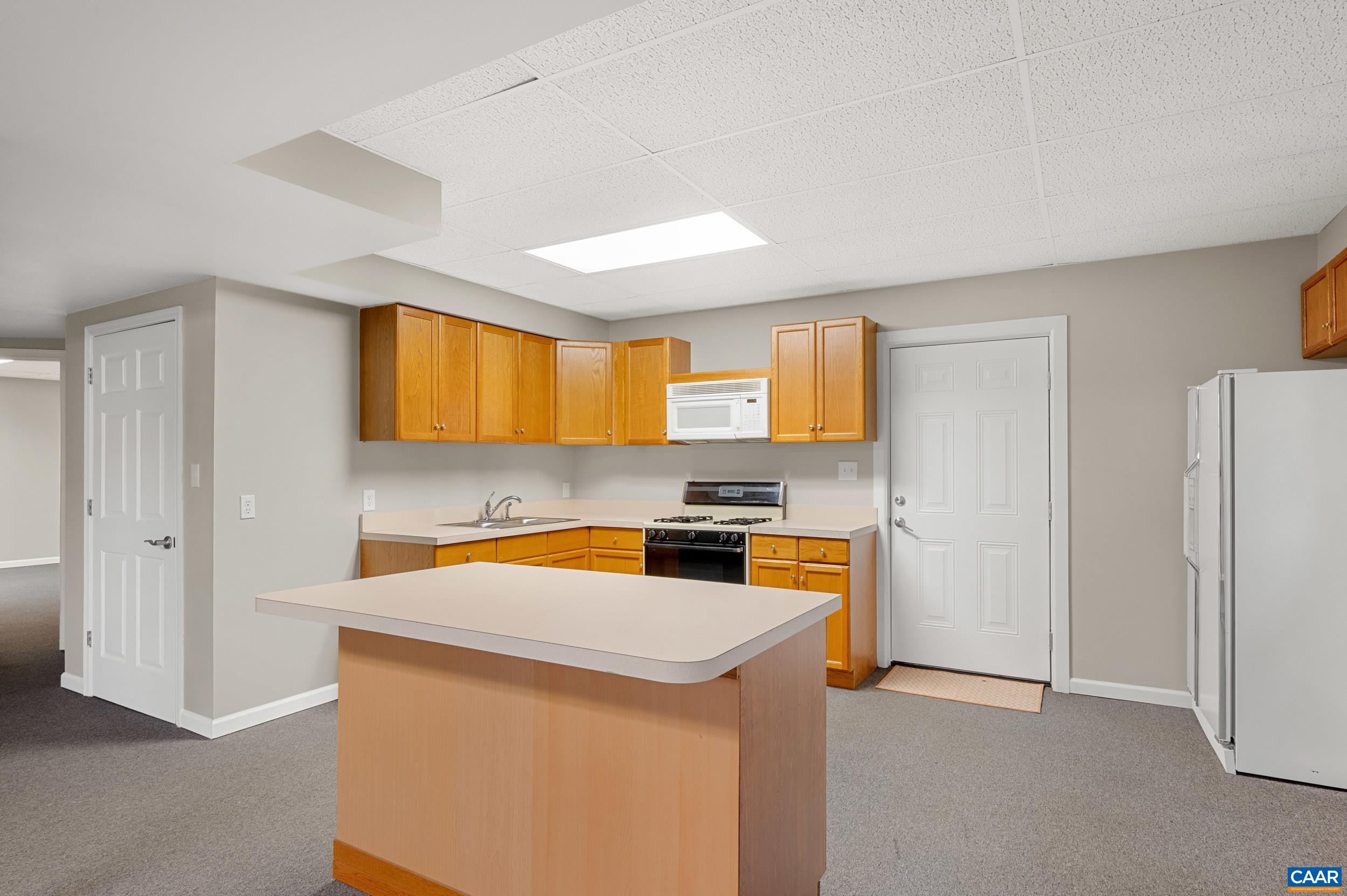 582 MILLER SCHOOL RD, CHARLOTTESVILLE, Virginia 22903, 5 Bedrooms Bedrooms, ,3 BathroomsBathrooms,Residential,582 MILLER SCHOOL RD,681067 MLS # 681067 582 MILLER SCHOOL RD, CHARLOTTESVILLE, Virginia 22903, 5 Bedrooms Bedrooms, ,3 BathroomsBathrooms,Residential,582 MILLER SCHOOL RD,681067 MLS # 681067