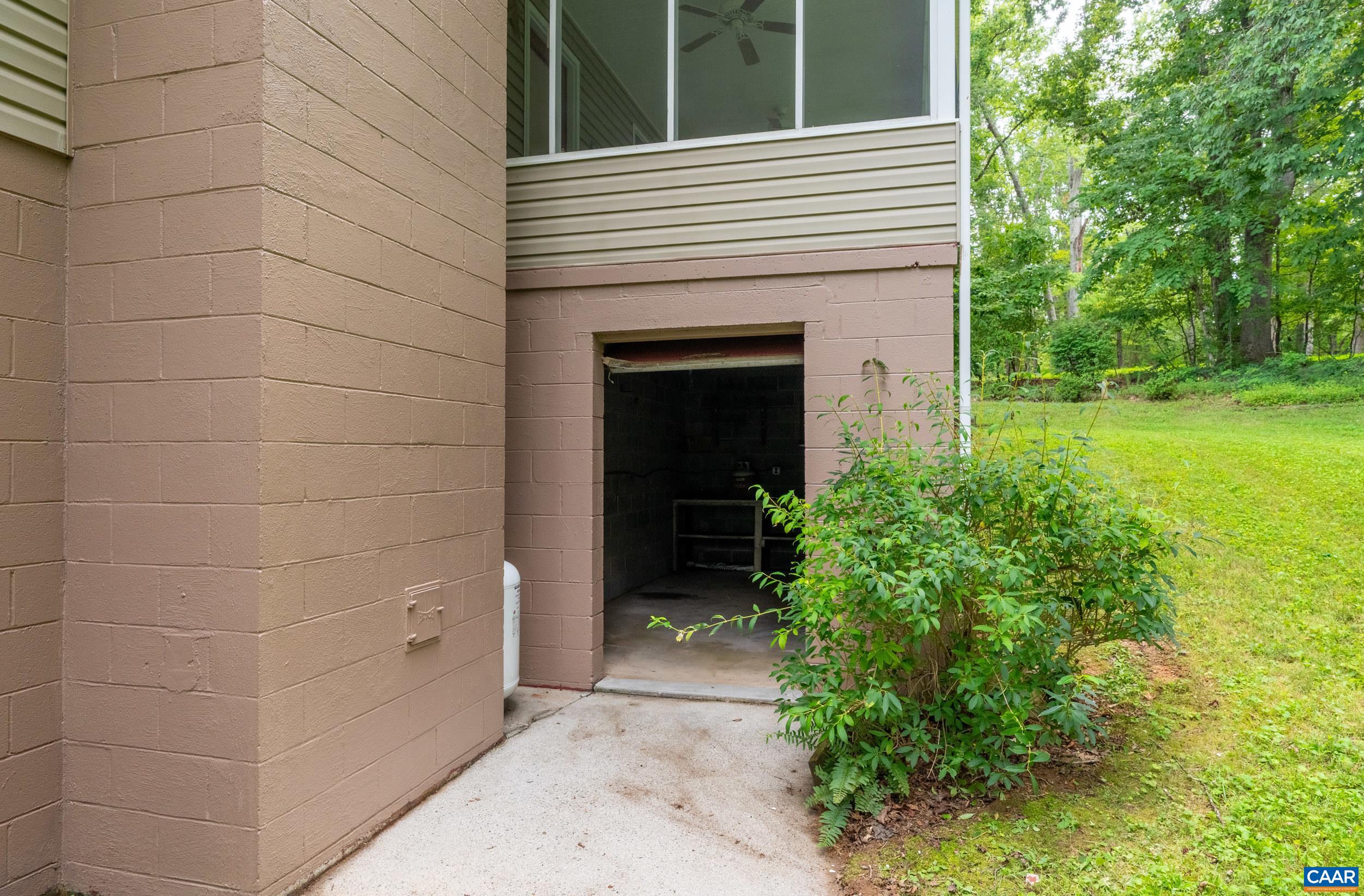 582 MILLER SCHOOL RD, CHARLOTTESVILLE, Virginia 22903, 5 Bedrooms Bedrooms, ,3 BathroomsBathrooms,Residential,582 MILLER SCHOOL RD,681067 MLS # 681067 582 MILLER SCHOOL RD, CHARLOTTESVILLE, Virginia 22903, 5 Bedrooms Bedrooms, ,3 BathroomsBathrooms,Residential,582 MILLER SCHOOL RD,681067 MLS # 681067