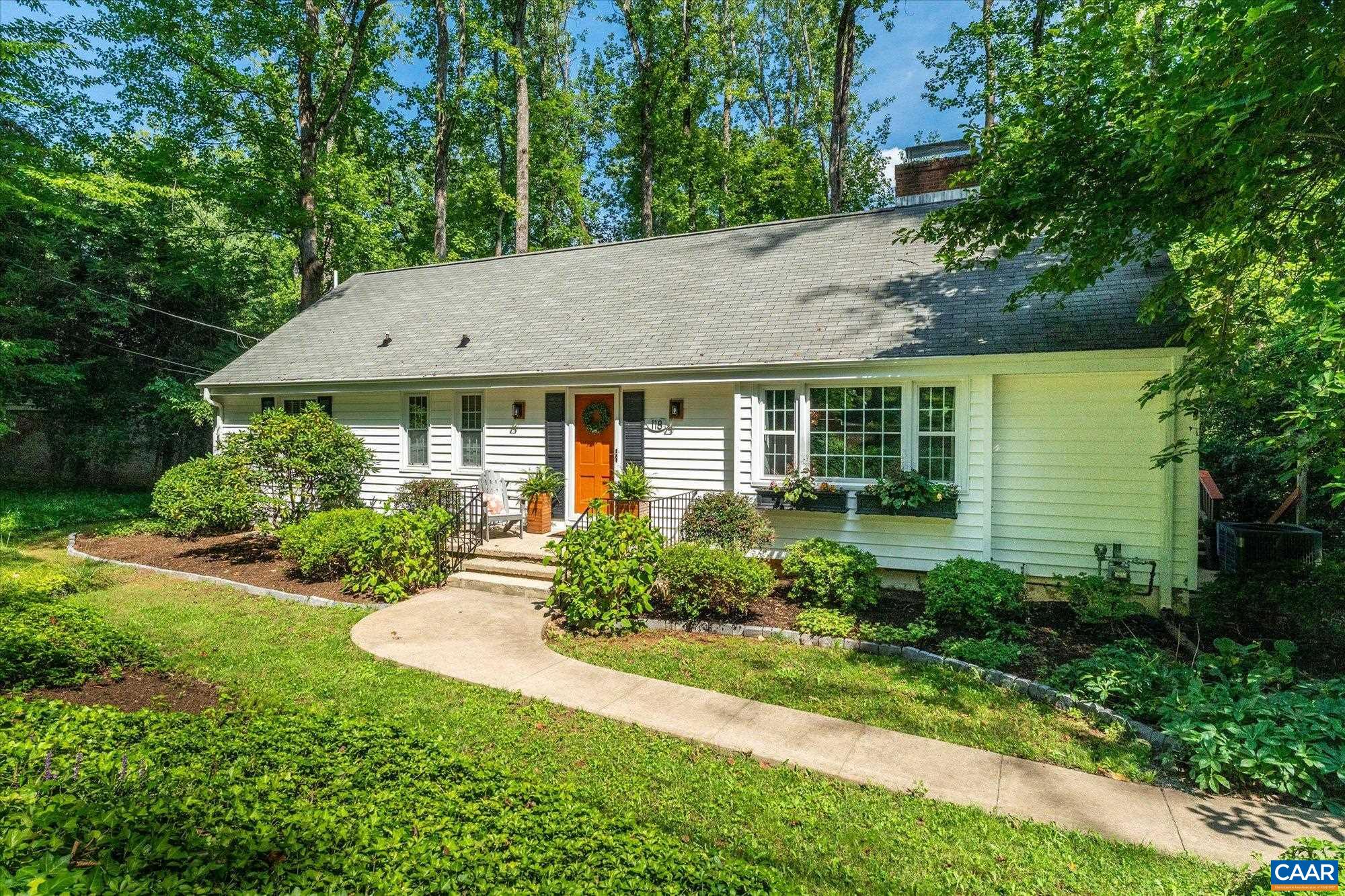 Tons of space and a peaceful yard, tucked away from the road. Tons of space and a peaceful yard, tucked away from the road.