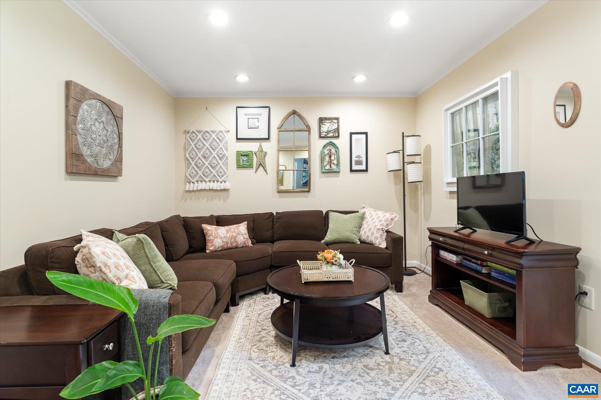 118 WOODSTOCK DR, CHARLOTTESVILLE, Virginia 22901, 4 Bedrooms Bedrooms, ,3 BathroomsBathrooms,Residential,118 WOODSTOCK DR,681493 MLS # 681493 118 WOODSTOCK DR, CHARLOTTESVILLE, Virginia 22901, 4 Bedrooms Bedrooms, ,3 BathroomsBathrooms,Residential,118 WOODSTOCK DR,681493 MLS # 681493
