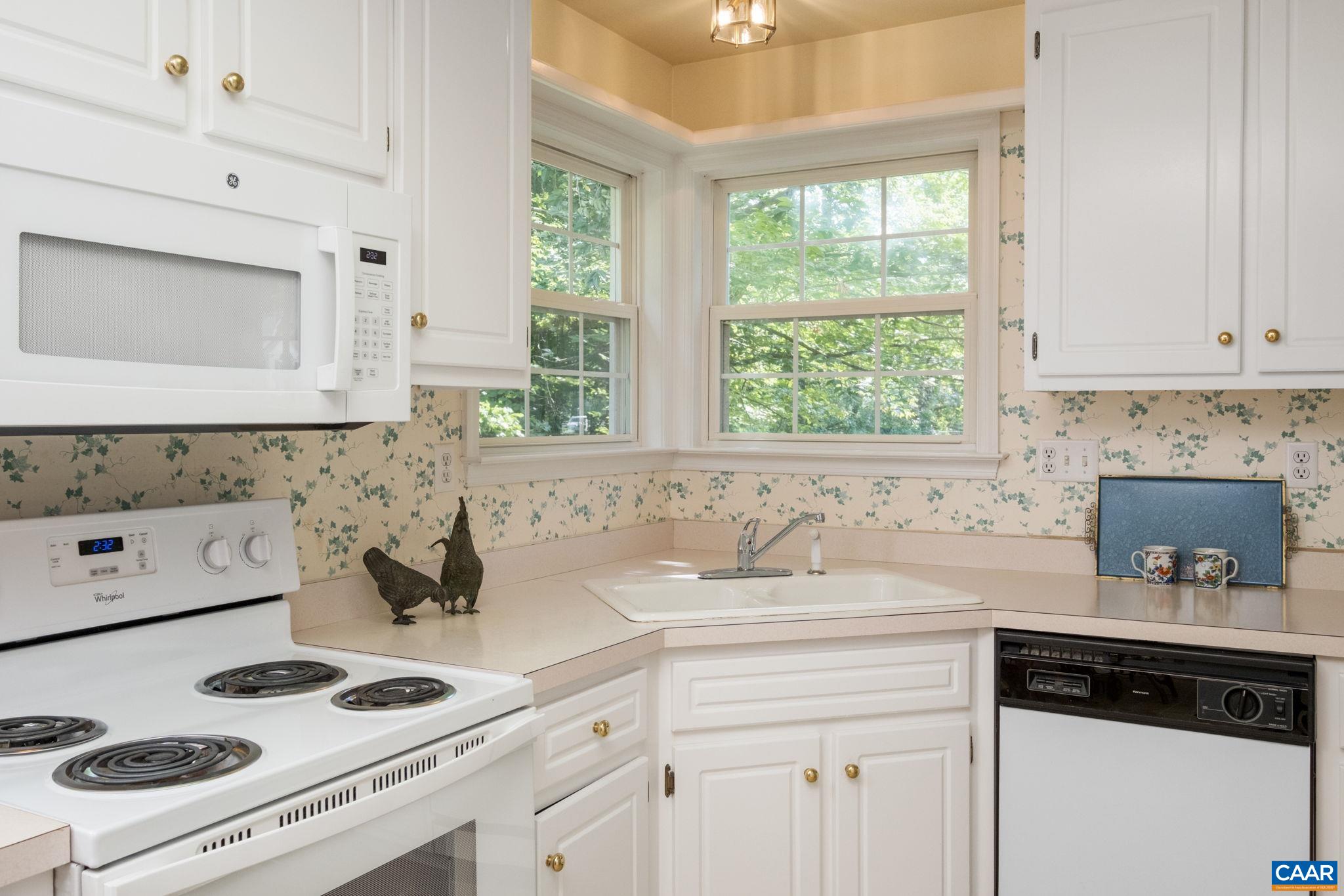 2671 POWELL CREEK DR, CHARLOTTESVILLE, Virginia 22911, 3 Bedrooms Bedrooms, ,2 BathroomsBathrooms,Residential,2671 POWELL CREEK DR,681517 MLS # 681517