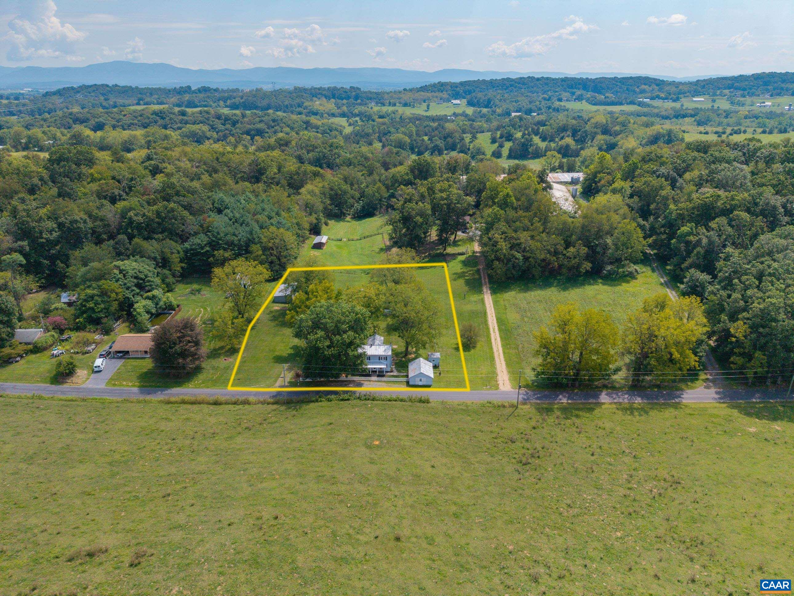 744 BURKES MILL RD, MOUNT SIDNEY, Virginia 24467, 3 Bedrooms Bedrooms, ,2 BathroomsBathrooms,Residential,744 BURKES MILL RD,681537 MLS # 681537 744 BURKES MILL RD, MOUNT SIDNEY, Virginia 24467, 3 Bedrooms Bedrooms, ,2 BathroomsBathrooms,Residential,744 BURKES MILL RD,681537 MLS # 681537