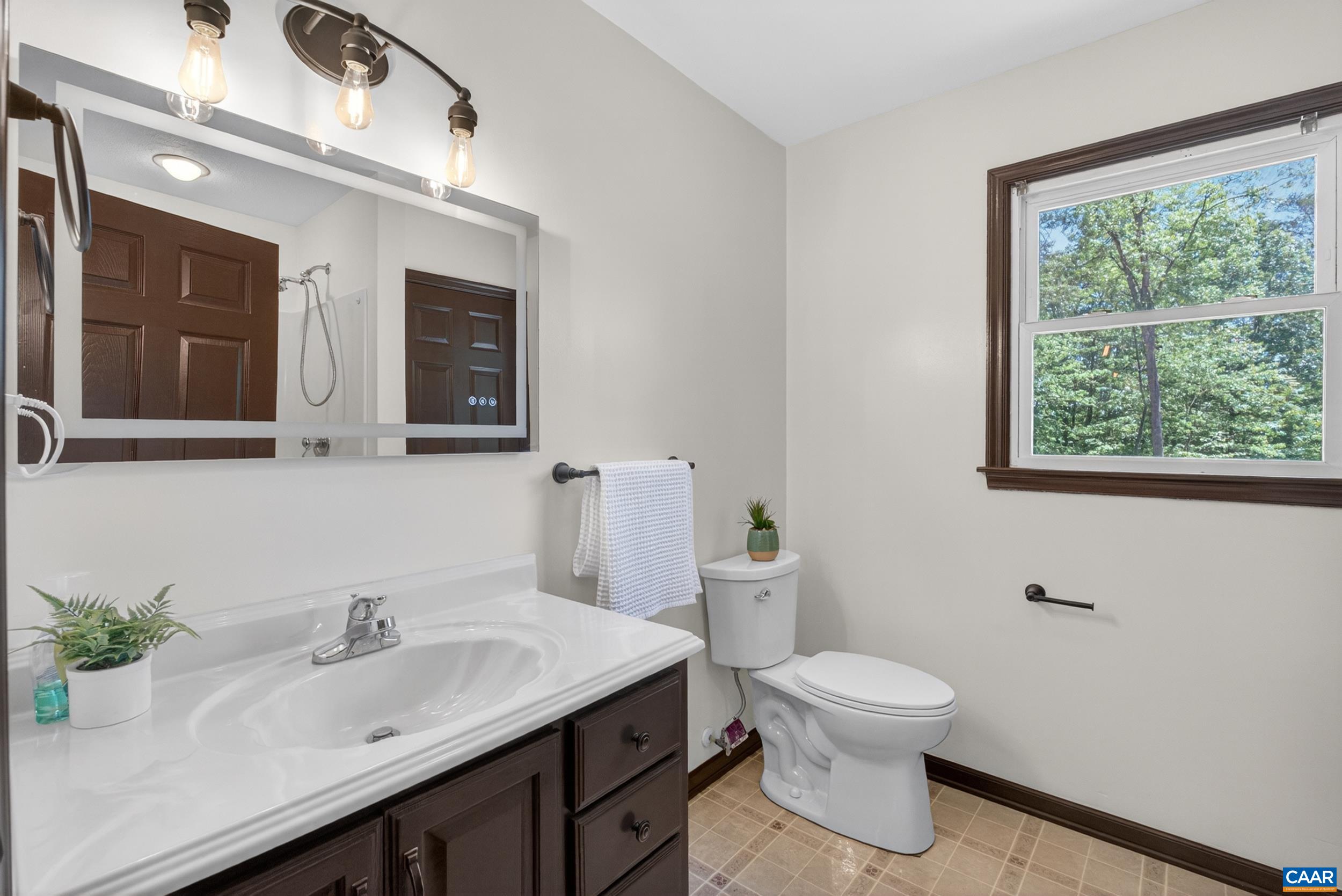 227 OAKLAND DR, MADISON HEIGHTS, Virginia 24572, 3 Bedrooms Bedrooms, ,2 BathroomsBathrooms,Residential,LOT 15 SEC 4 OAKLAND DR 148F2 2 15,227 OAKLAND DR,681539 MLS # 681539