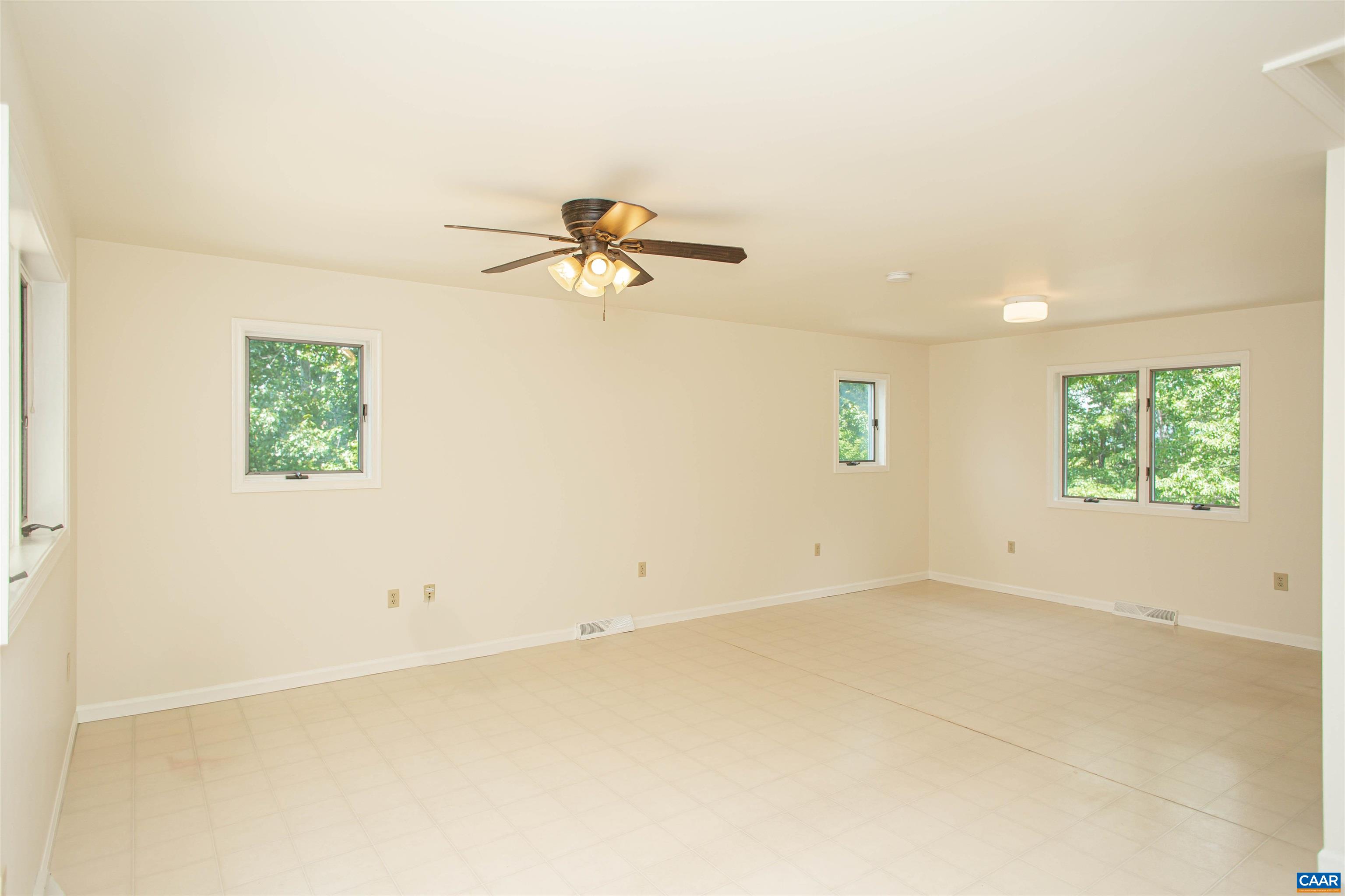 20002 WOODED VIEW LN, ELKTON, Virginia 22827, 5 Bedrooms Bedrooms, ,3 BathroomsBathrooms,Residential,20002 WOODED VIEW LN,681540 MLS # 681540 20002 WOODED VIEW LN, ELKTON, Virginia 22827, 5 Bedrooms Bedrooms, ,3 BathroomsBathrooms,Residential,20002 WOODED VIEW LN,681540 MLS # 681540