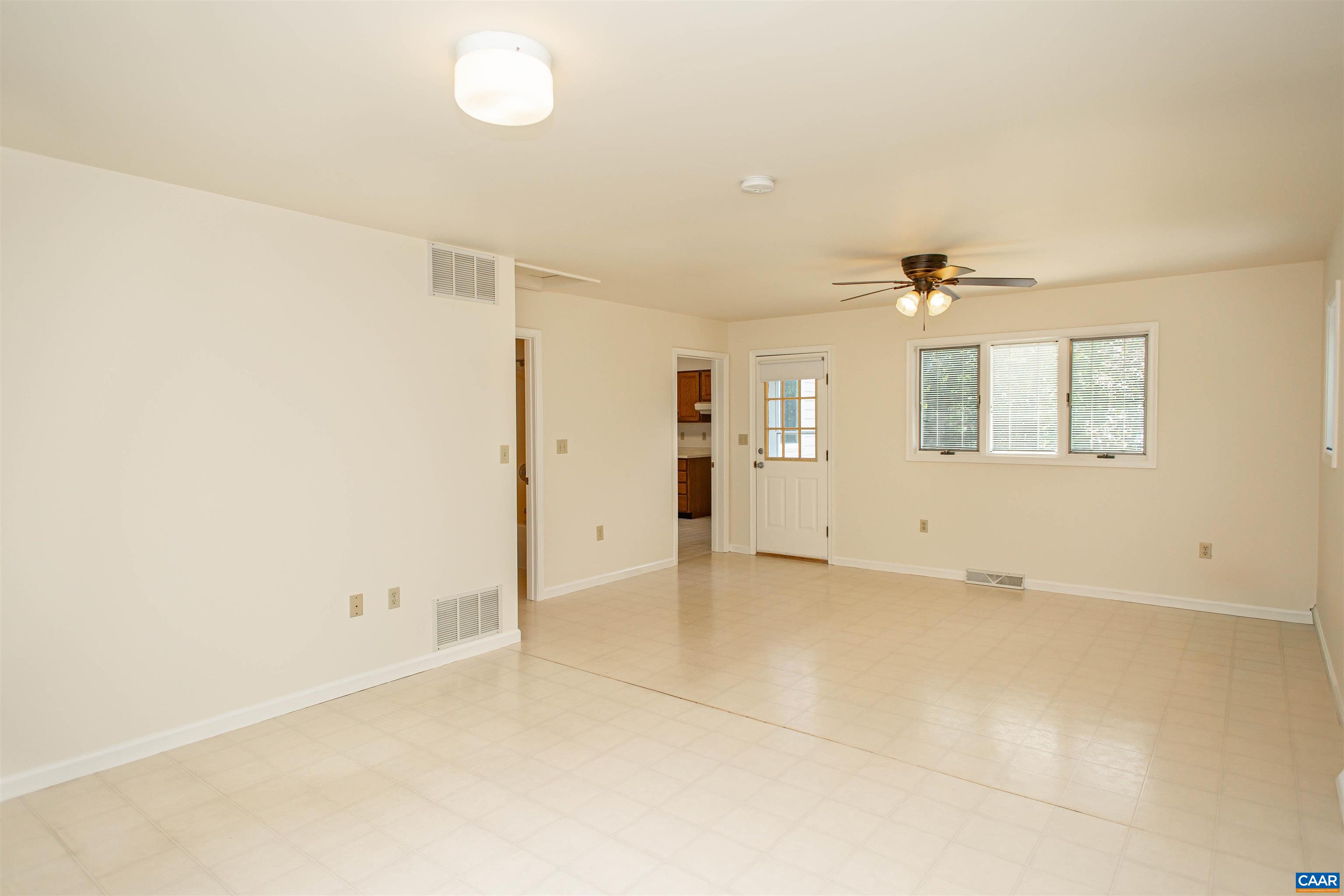 20002 WOODED VIEW LN, ELKTON, Virginia 22827, 5 Bedrooms Bedrooms, ,3 BathroomsBathrooms,Residential,20002 WOODED VIEW LN,681540 MLS # 681540 20002 WOODED VIEW LN, ELKTON, Virginia 22827, 5 Bedrooms Bedrooms, ,3 BathroomsBathrooms,Residential,20002 WOODED VIEW LN,681540 MLS # 681540