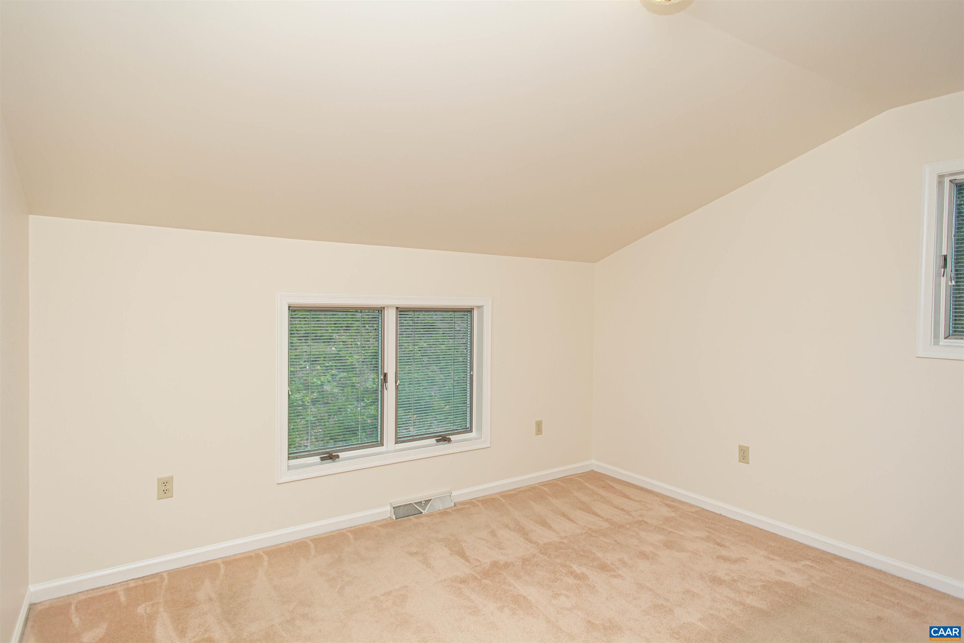 20002 WOODED VIEW LN, ELKTON, Virginia 22827, 5 Bedrooms Bedrooms, ,3 BathroomsBathrooms,Residential,20002 WOODED VIEW LN,681540 MLS # 681540 20002 WOODED VIEW LN, ELKTON, Virginia 22827, 5 Bedrooms Bedrooms, ,3 BathroomsBathrooms,Residential,20002 WOODED VIEW LN,681540 MLS # 681540