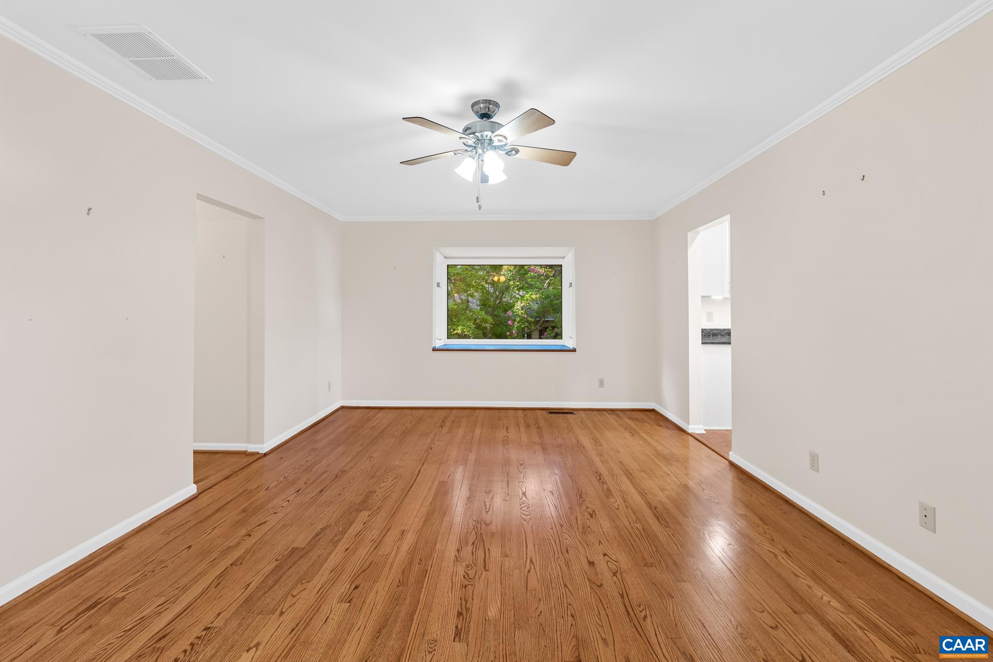 1259 BRANCHLANDS DR, CHARLOTTESVILLE, Virginia 22901, 3 Bedrooms Bedrooms, ,3 BathroomsBathrooms,Residential,Branchlands Townhome in Garden Court,1259 BRANCHLANDS DR,681550 MLS # 681550