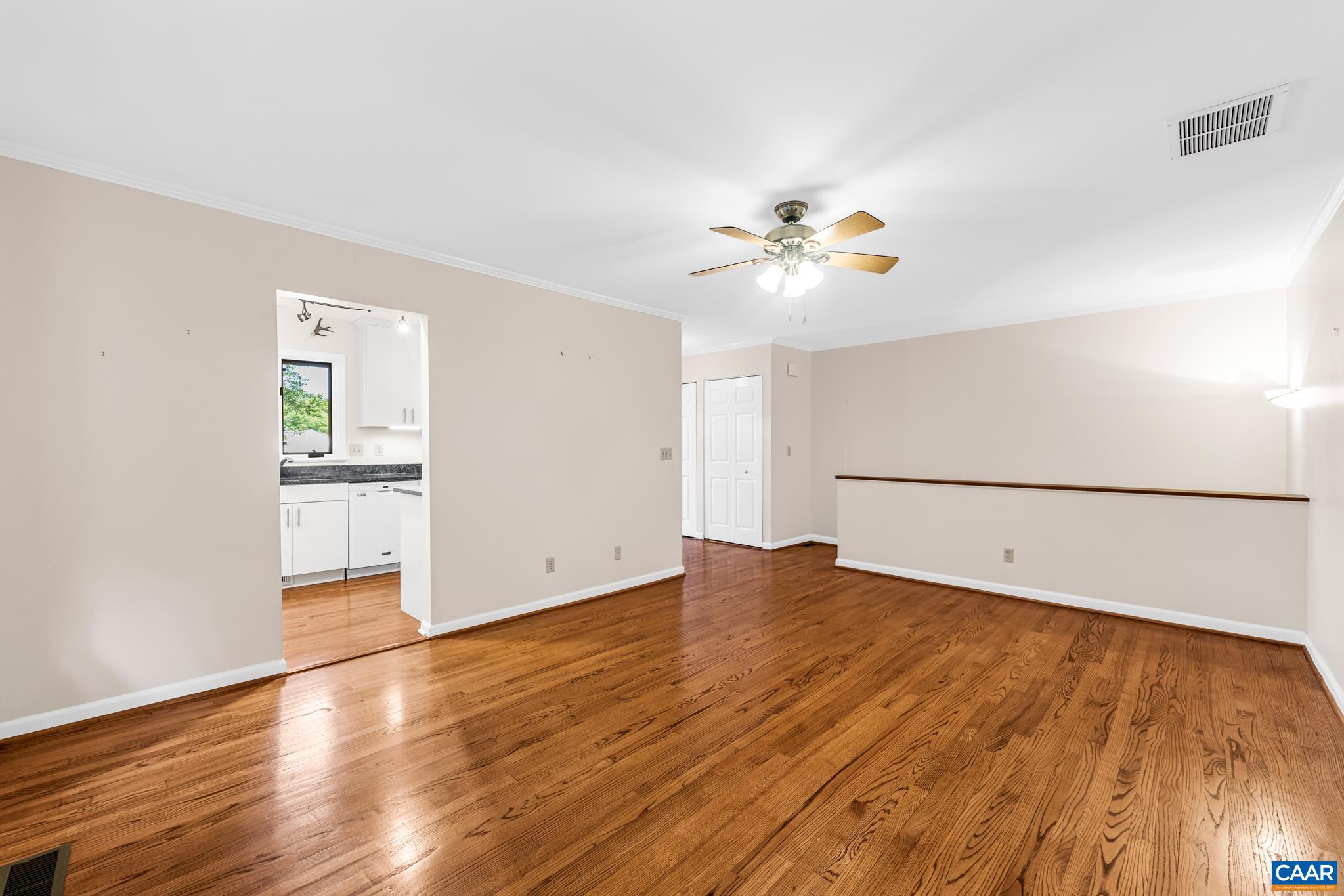 1259 BRANCHLANDS DR, CHARLOTTESVILLE, Virginia 22901, 3 Bedrooms Bedrooms, ,3 BathroomsBathrooms,Residential,Branchlands Townhome in Garden Court,1259 BRANCHLANDS DR,681550 MLS # 681550