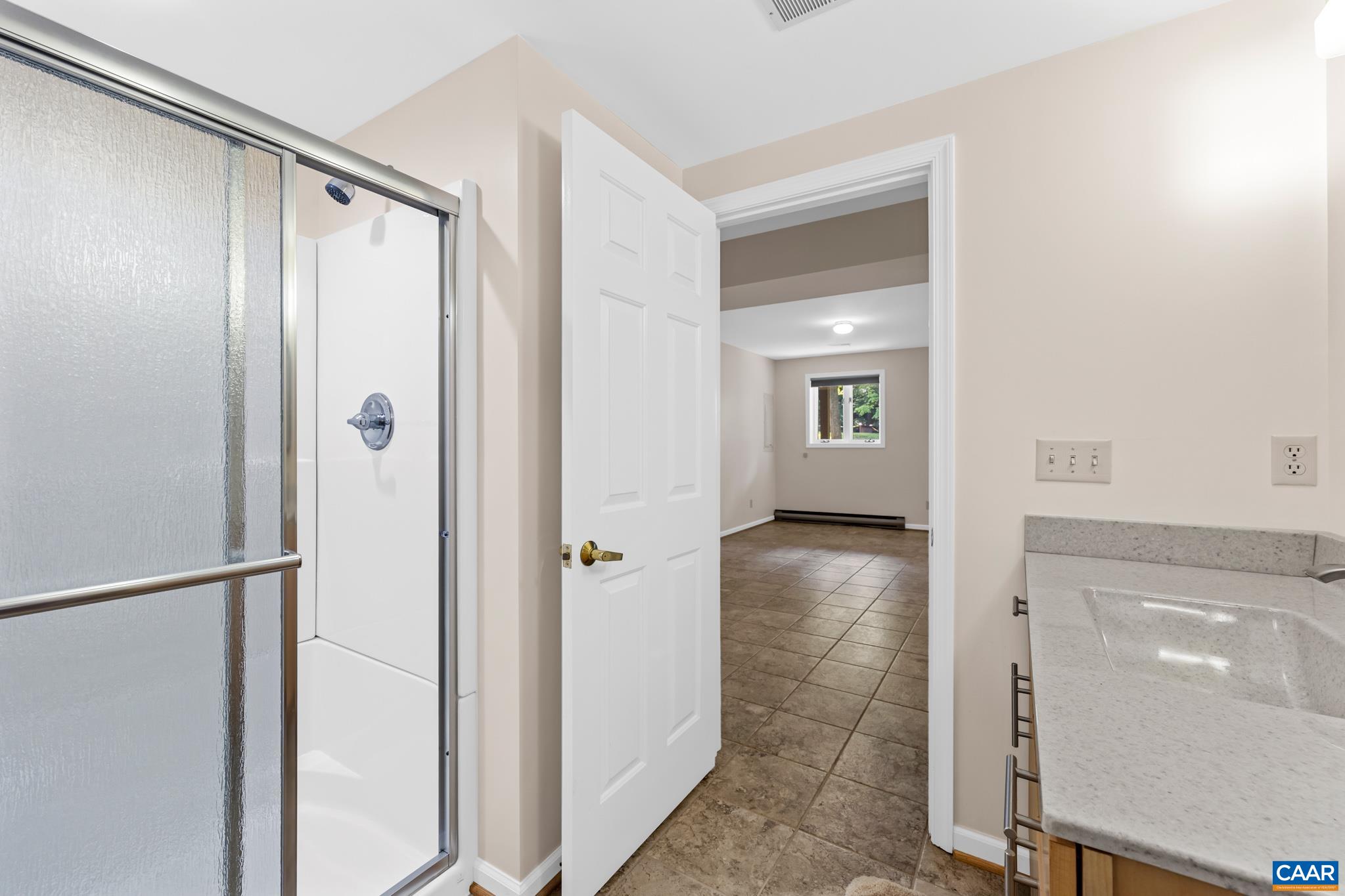 1259 BRANCHLANDS DR, CHARLOTTESVILLE, Virginia 22901, 3 Bedrooms Bedrooms, ,3 BathroomsBathrooms,Residential,Branchlands Townhome in Garden Court,1259 BRANCHLANDS DR,681550 MLS # 681550