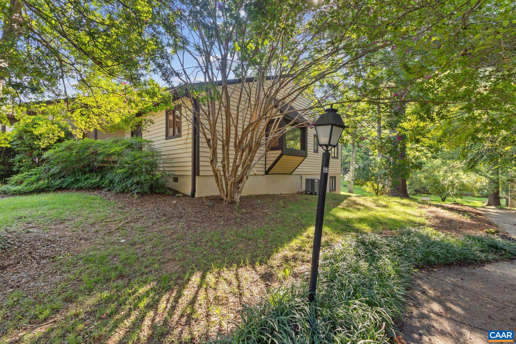 1259 BRANCHLANDS DR, CHARLOTTESVILLE, Virginia 22901, 3 Bedrooms Bedrooms, ,3 BathroomsBathrooms,Residential,Branchlands Townhome in Garden Court,1259 BRANCHLANDS DR,681550 MLS # 681550
