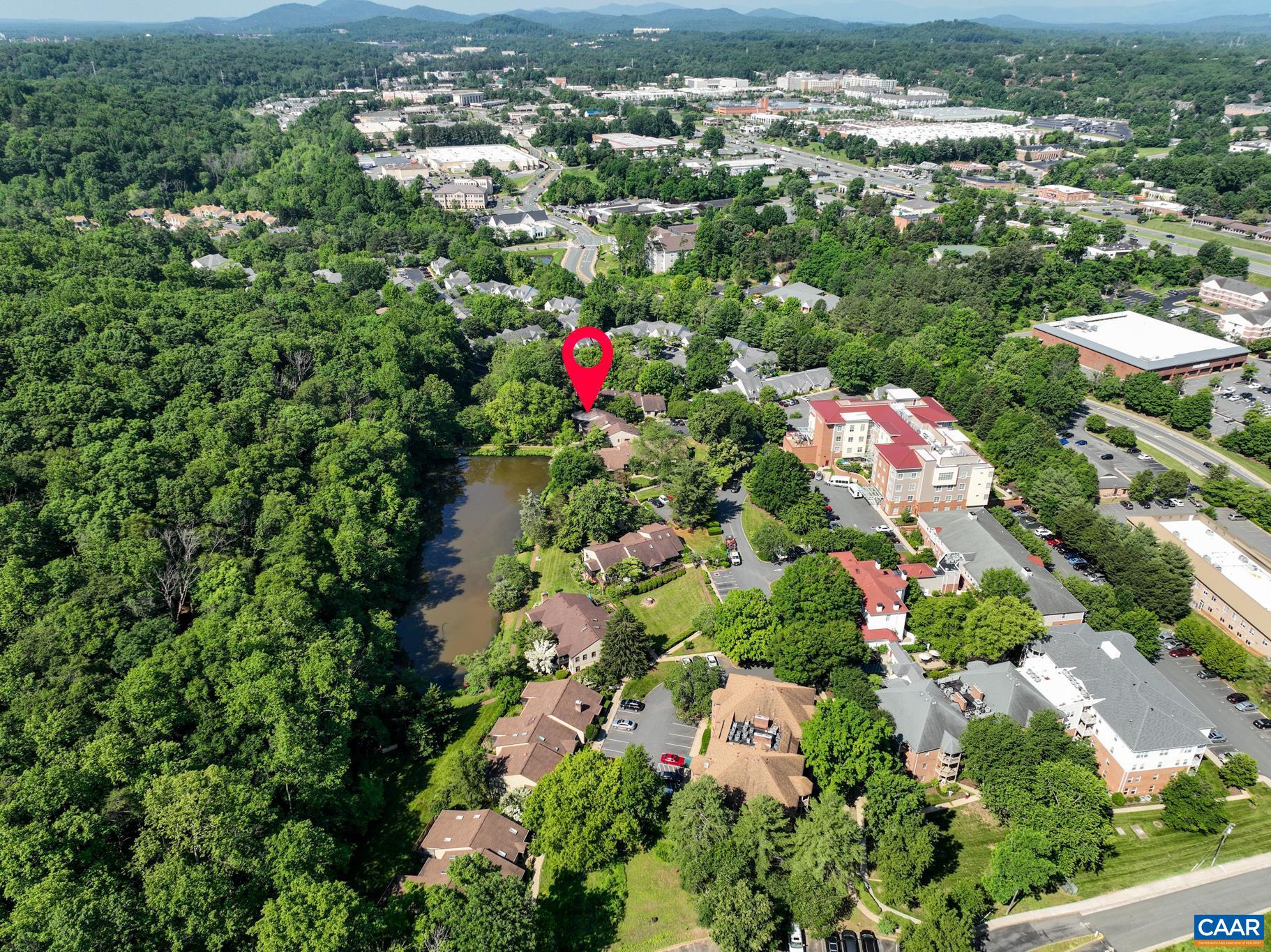 1259 BRANCHLANDS DR, CHARLOTTESVILLE, Virginia 22901, 3 Bedrooms Bedrooms, ,3 BathroomsBathrooms,Residential,Branchlands Townhome in Garden Court,1259 BRANCHLANDS DR,681550 MLS # 681550