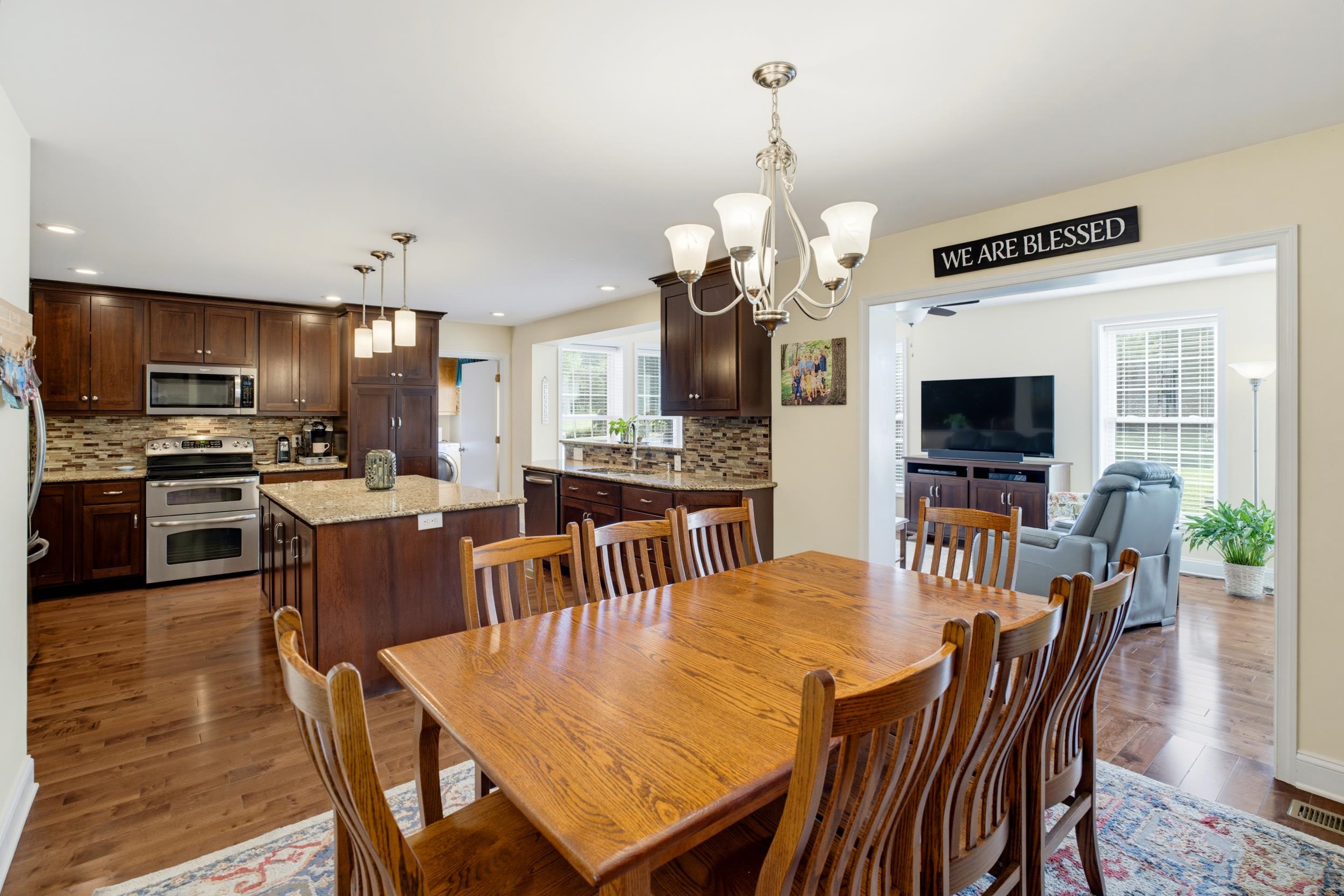 71 WILLOW LN, WAYNESBORO, Virginia 22980, 3 Bedrooms Bedrooms, ,2 BathroomsBathrooms,Residential,71 WILLOW LN,681551 MLS # 681551