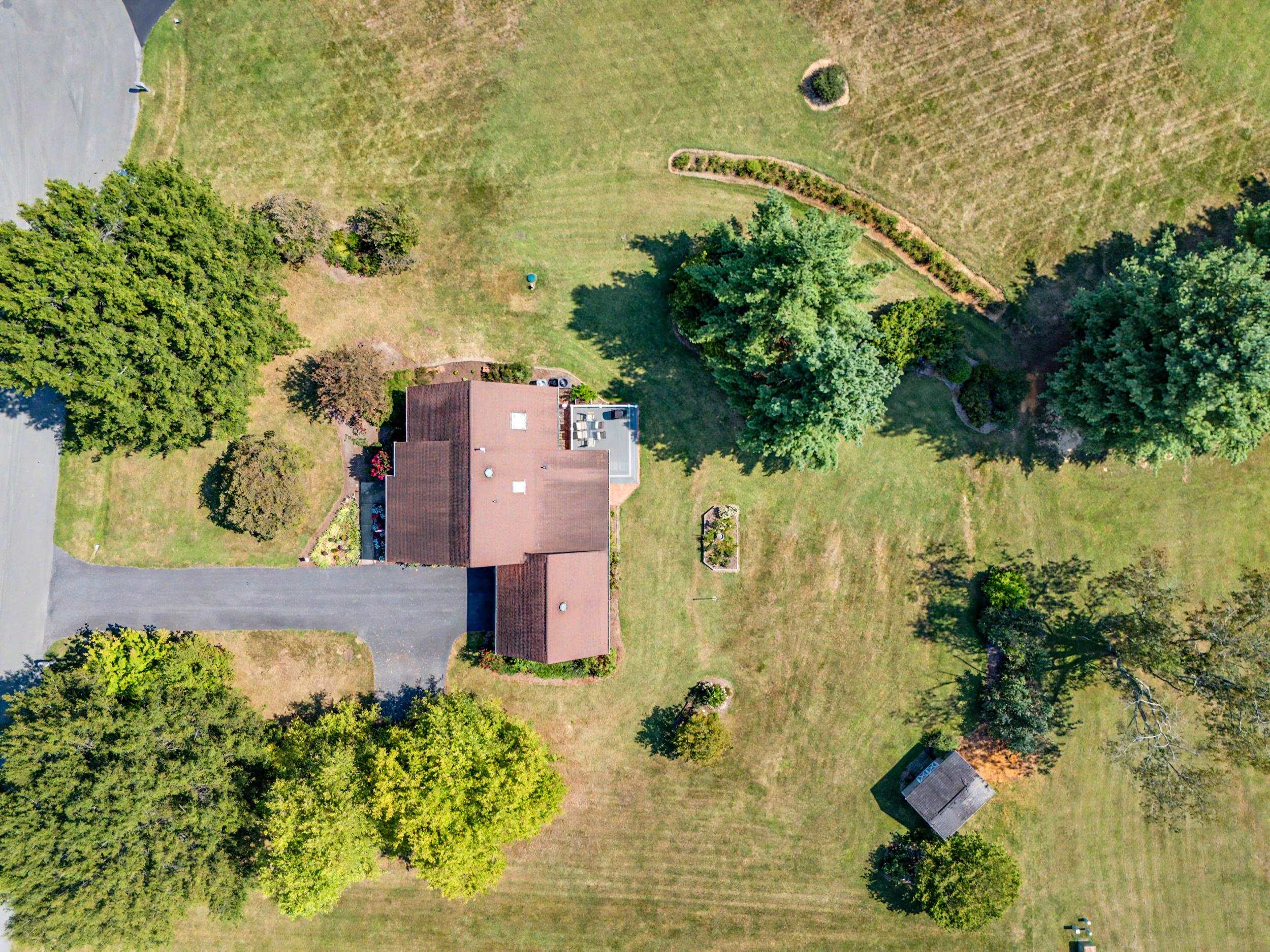 71 WILLOW LN, WAYNESBORO, Virginia 22980, 3 Bedrooms Bedrooms, ,2 BathroomsBathrooms,Residential,71 WILLOW LN,681551 MLS # 681551